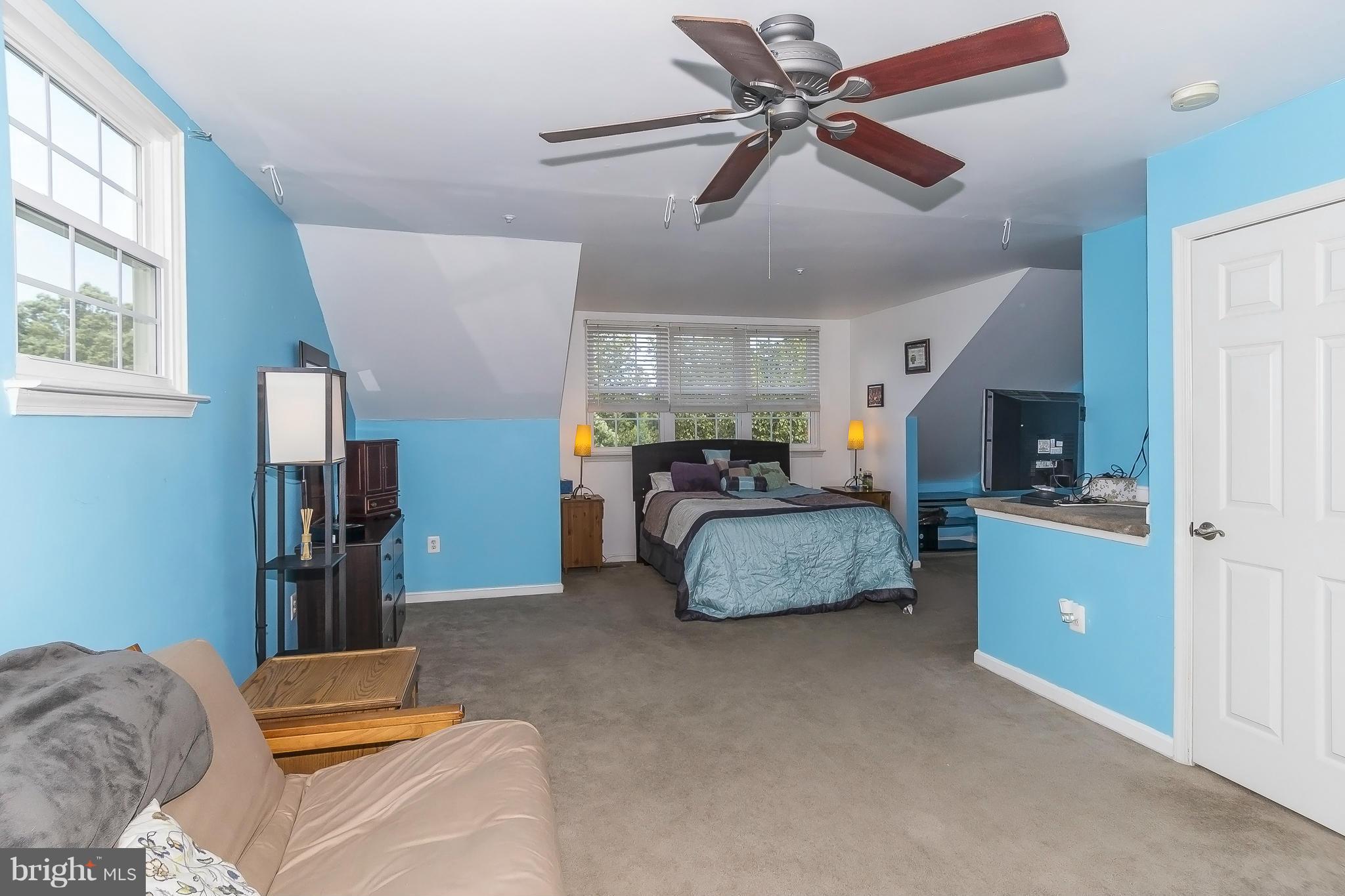 PINEY ORCHARD - Residential