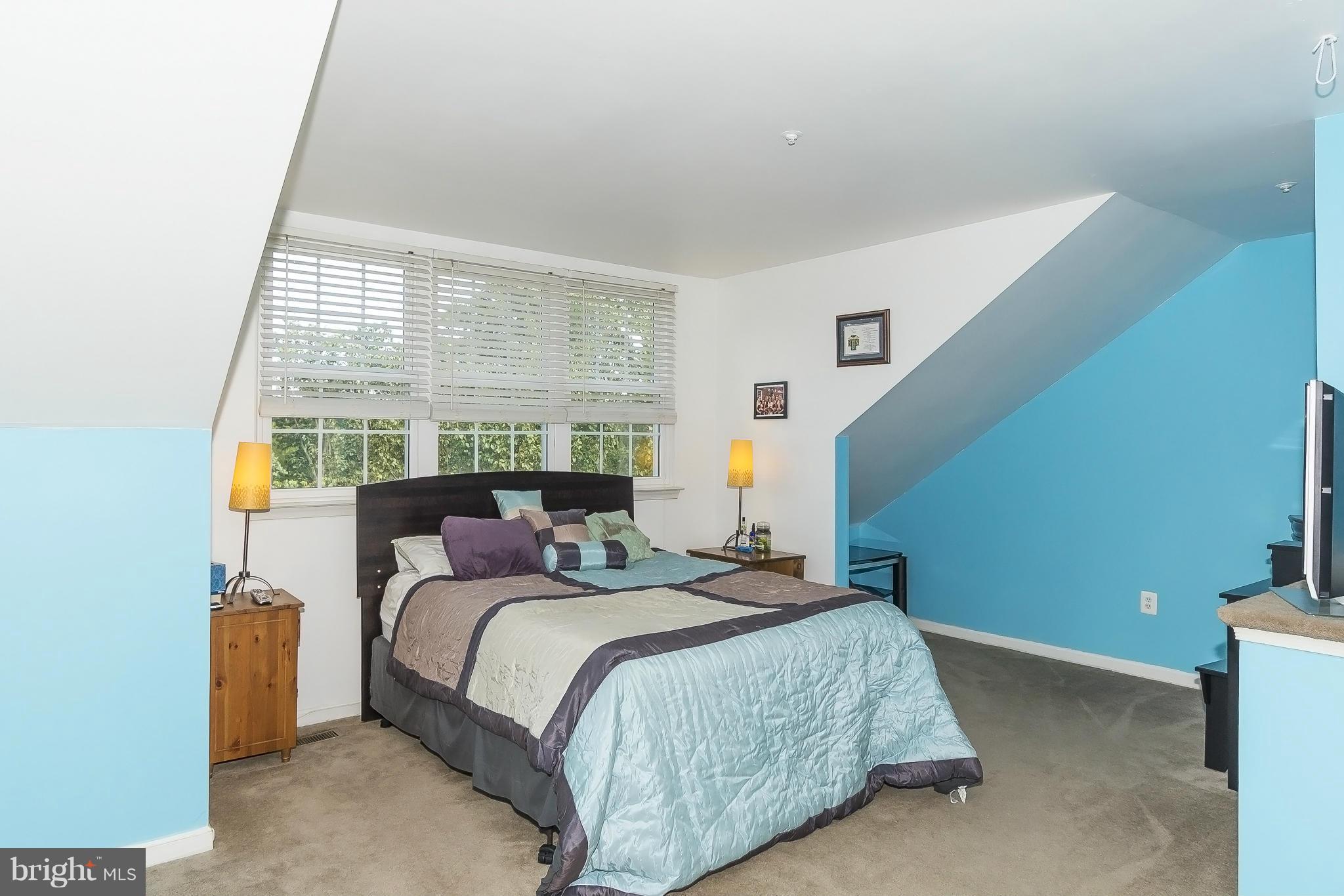 PINEY ORCHARD - Residential