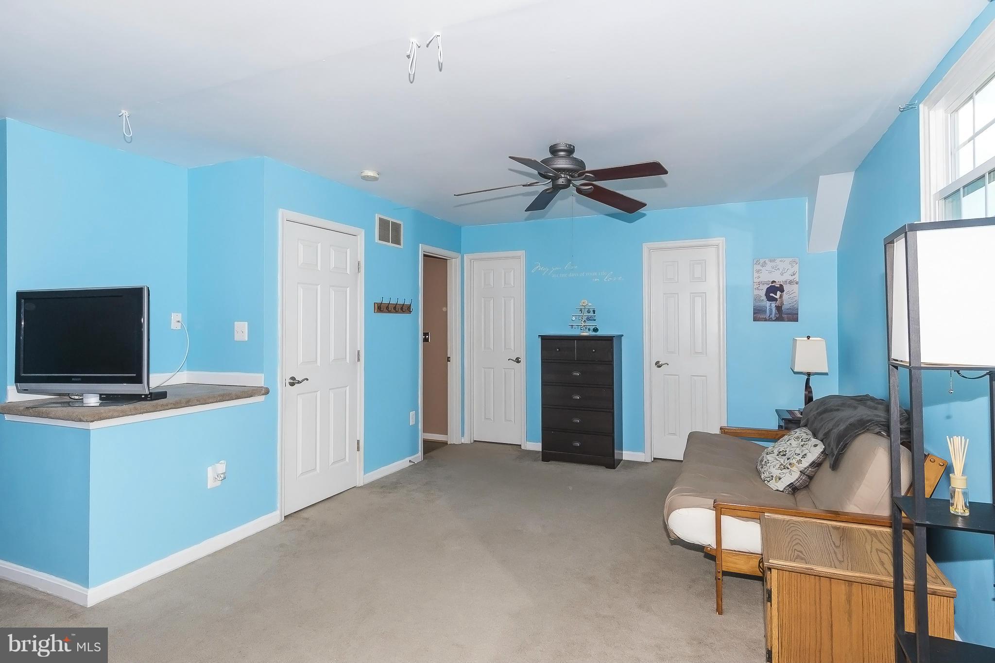 PINEY ORCHARD - Residential