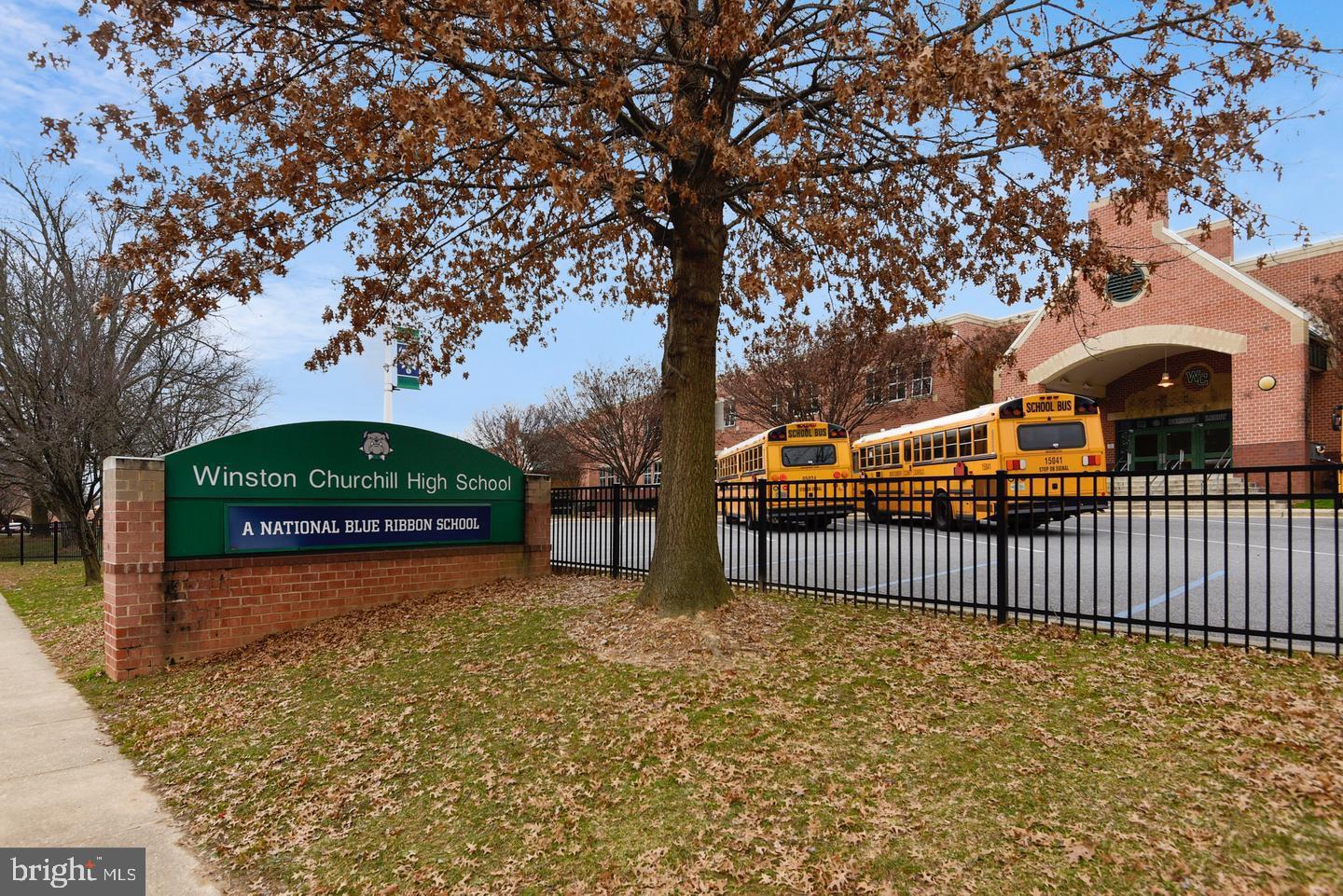 REGENCY ESTATES - Residential Lease