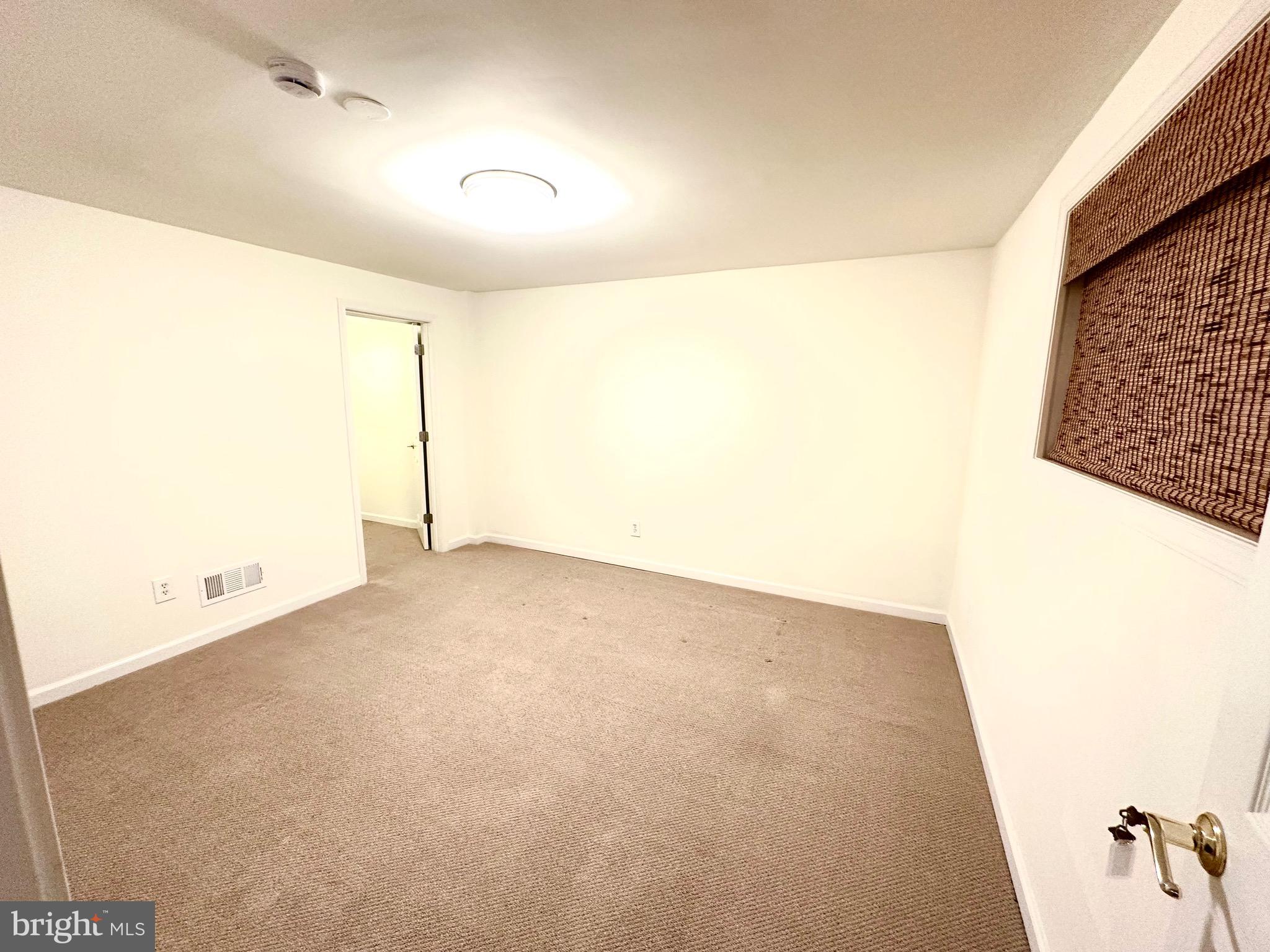 REGENCY ESTATES - Residential Lease