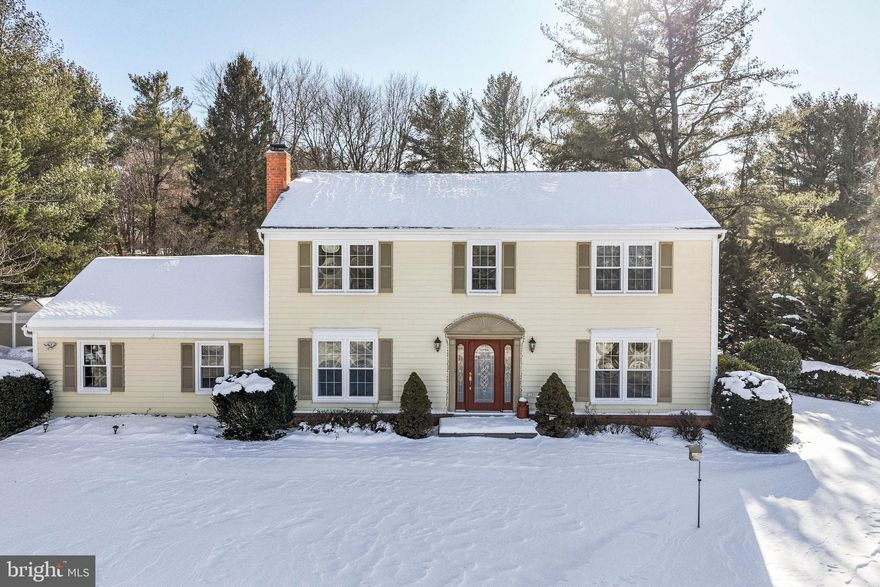 Welcome to 2219 Regina Drive - a spacious, move-in ready colonial in Clarksburg, just over the line in FREDERICK COUNTY! This home has been lovingly cared for and maintained. The sellers have done numerous well thought-out updates to include the kitchen (SS appliances, quartz countertops, gas stove/oven, marble backsplash, a coffee bar, recessed lighting, sink, disposal, LVP flooring) and half bath (2023), primary bath  with new extended shower with built-in quartz bench, separate soaking tub, vanity, recessed lighting, tile flooring in 2022, and upstairs hall bath (2021). When a gas line was run to the kitchen for the gas stove/oven, an additional gas pipe was run and is ready for a future heated pool as well as for an outdoor fireplace or natural gas BBQ. The property sits on just over an acre and has a fully fenced backyard - perfect for entertaining. The hot water heater and sump pump were just replaced in January 2024.