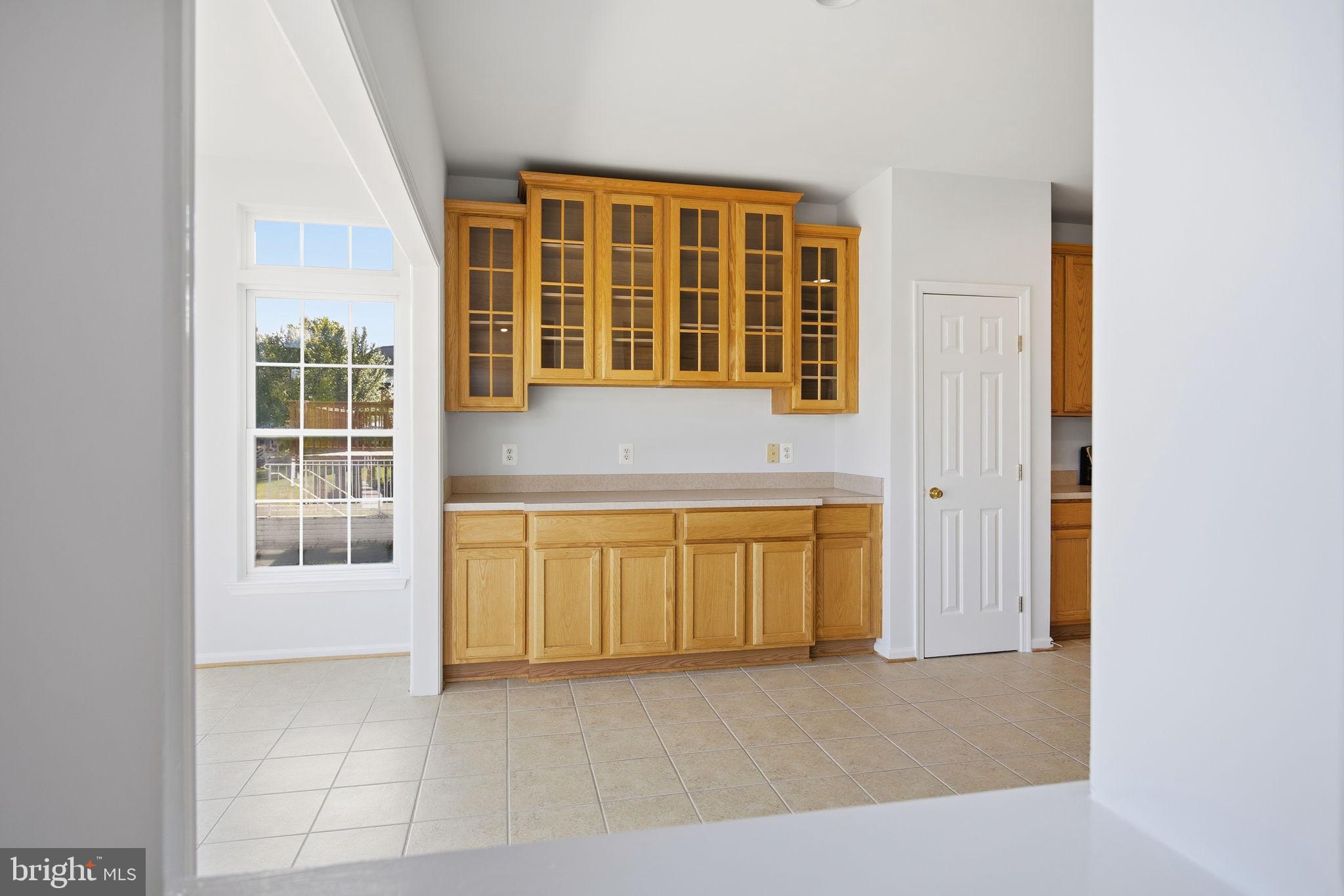 THE VILLAGE OF WASHINGTON TRAIL WEST - Residential