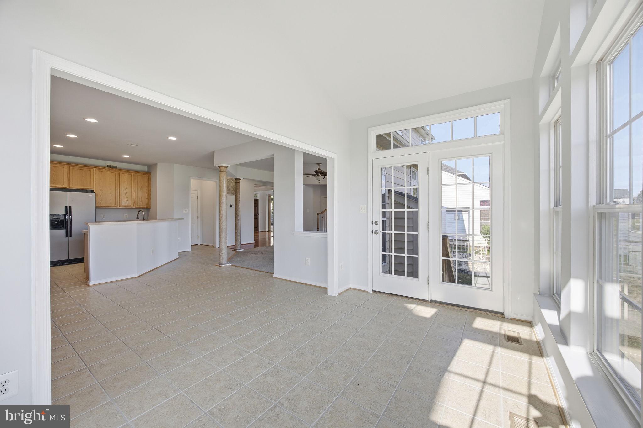 THE VILLAGE OF WASHINGTON TRAIL WEST - Residential