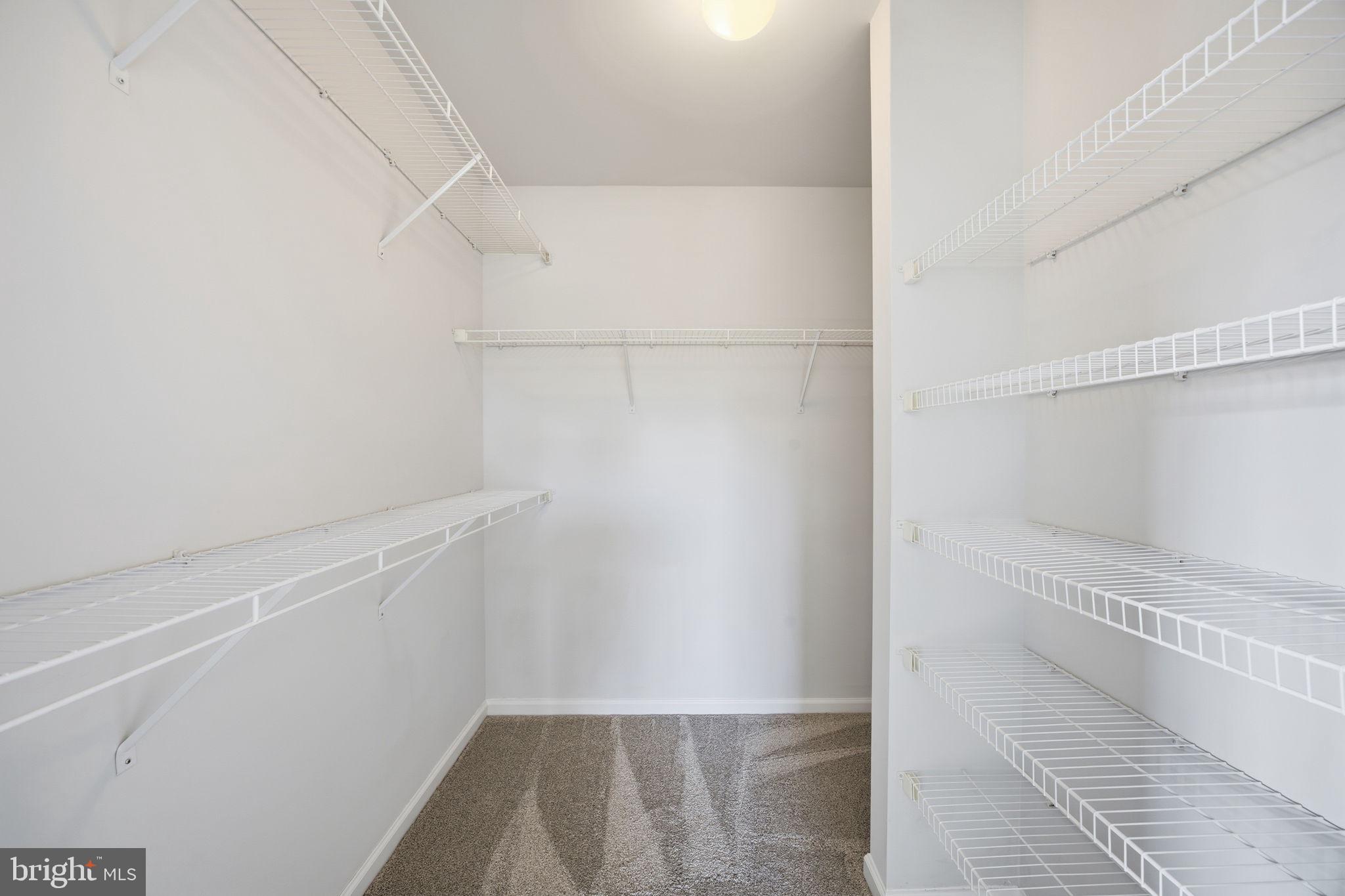 THE VILLAGE OF WASHINGTON TRAIL WEST - Residential