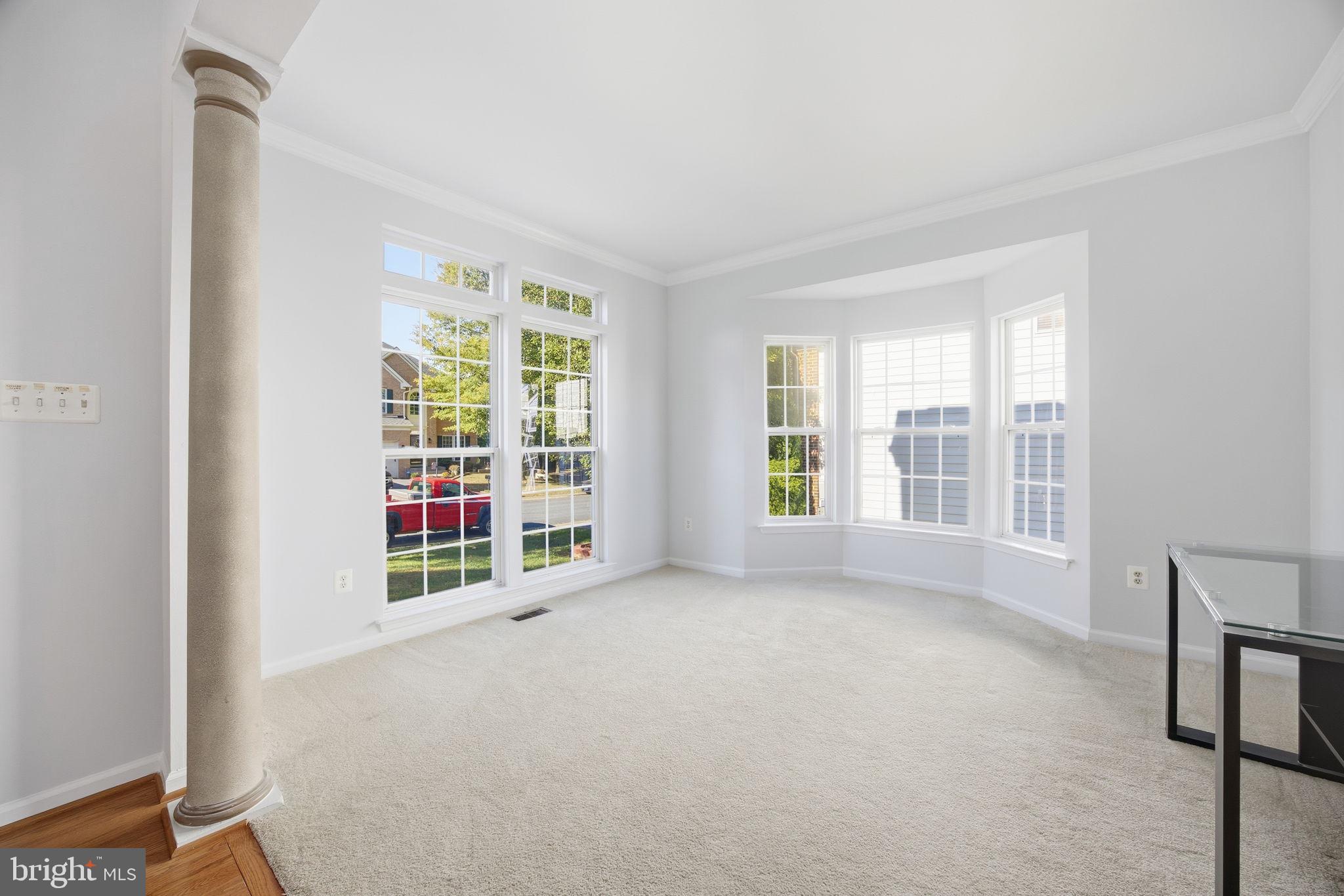 THE VILLAGE OF WASHINGTON TRAIL WEST - Residential