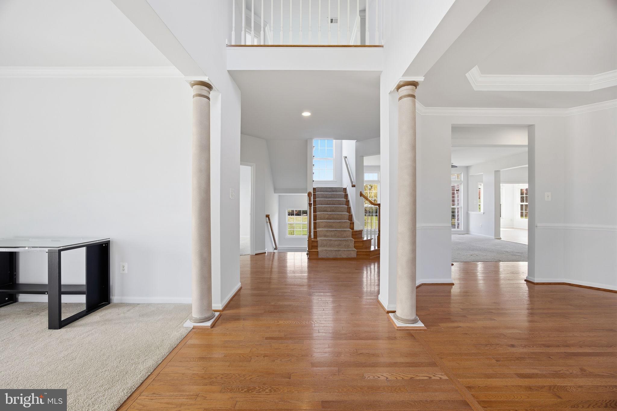 THE VILLAGE OF WASHINGTON TRAIL WEST - Residential