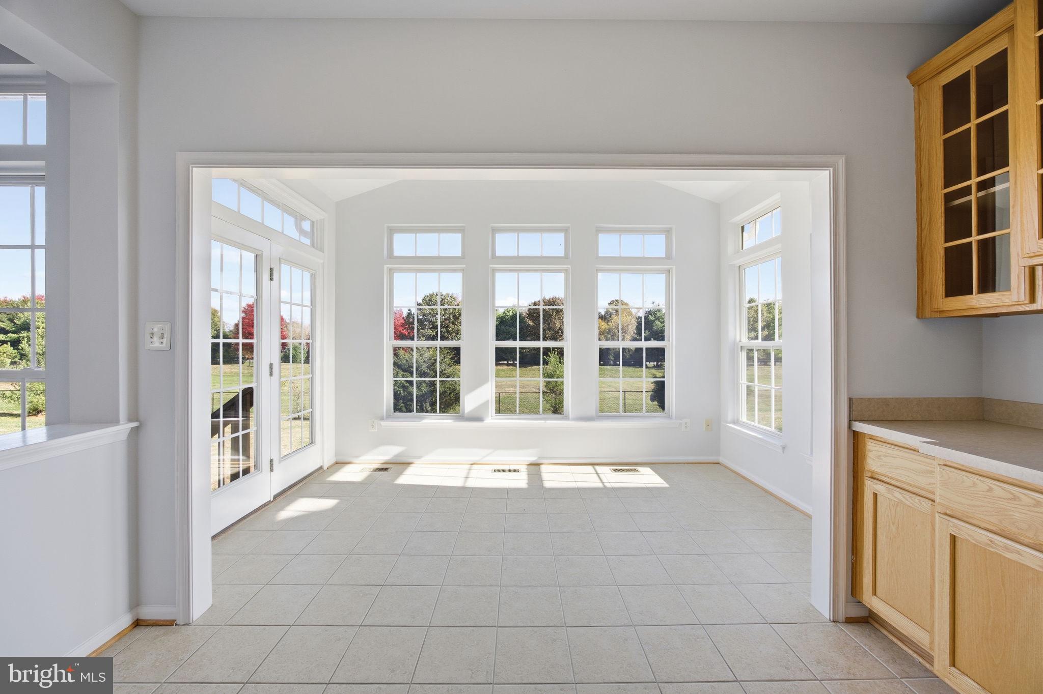 THE VILLAGE OF WASHINGTON TRAIL WEST - Residential