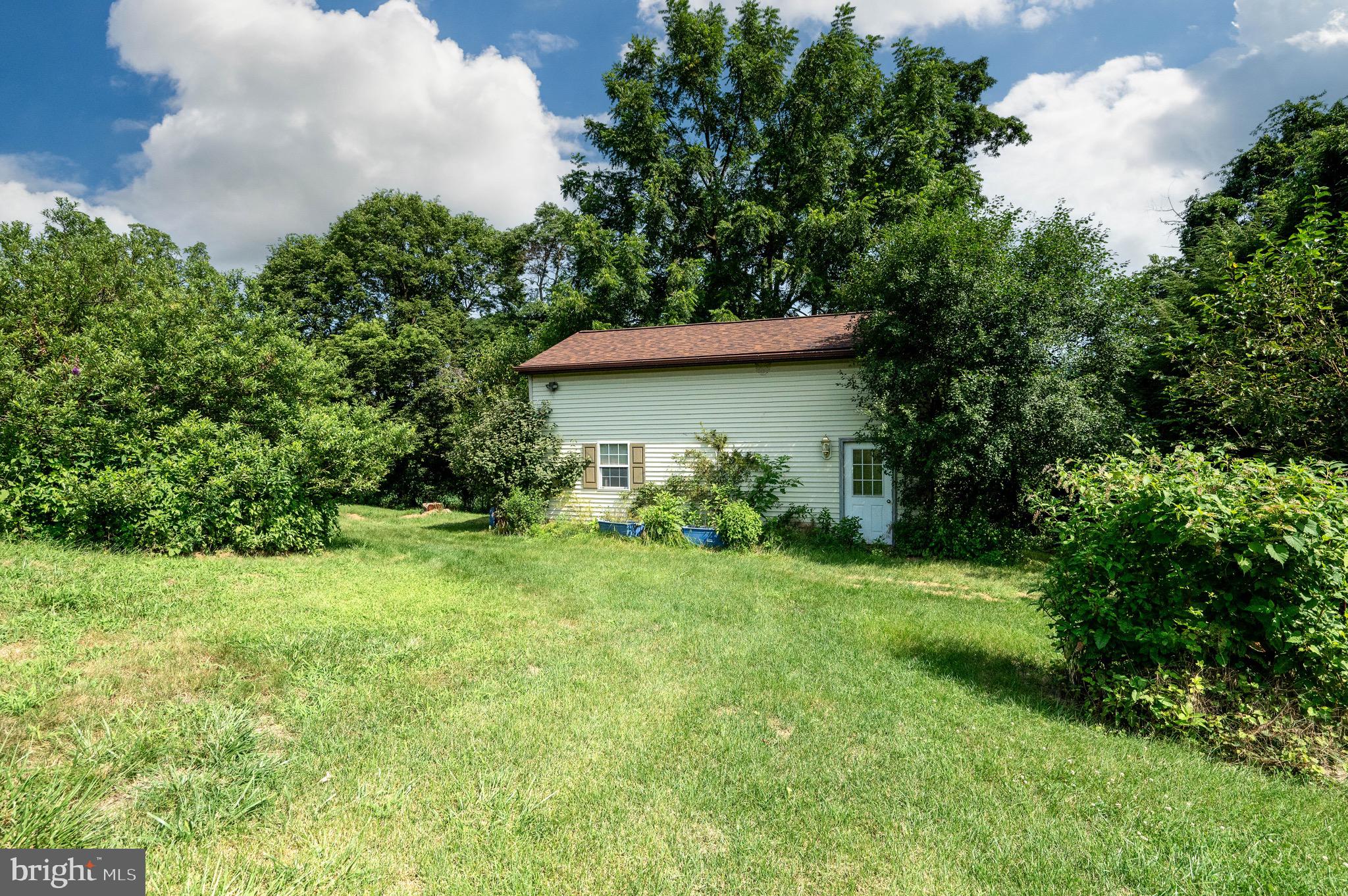20 MEADOW RIDGE ROAD