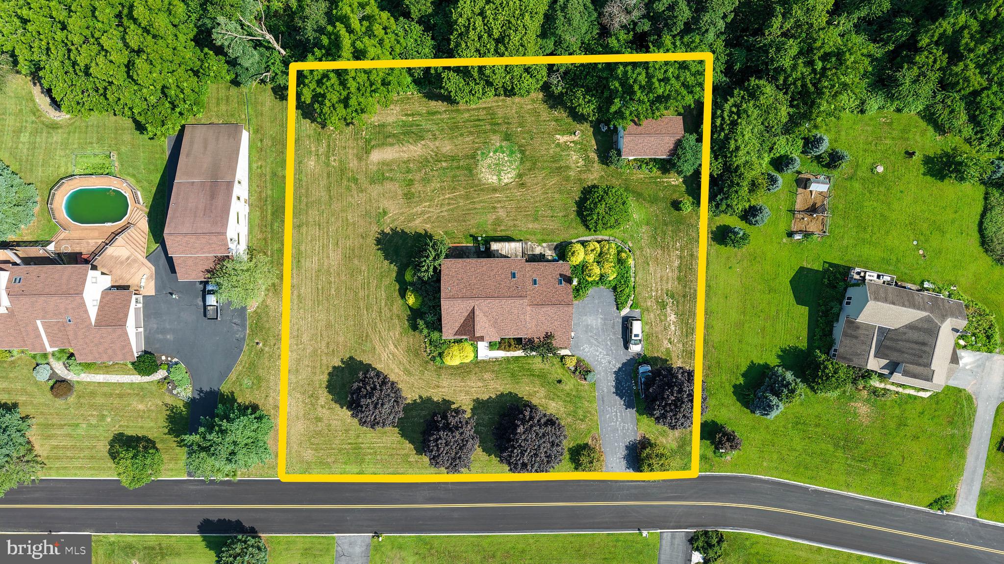 20 MEADOW RIDGE ROAD