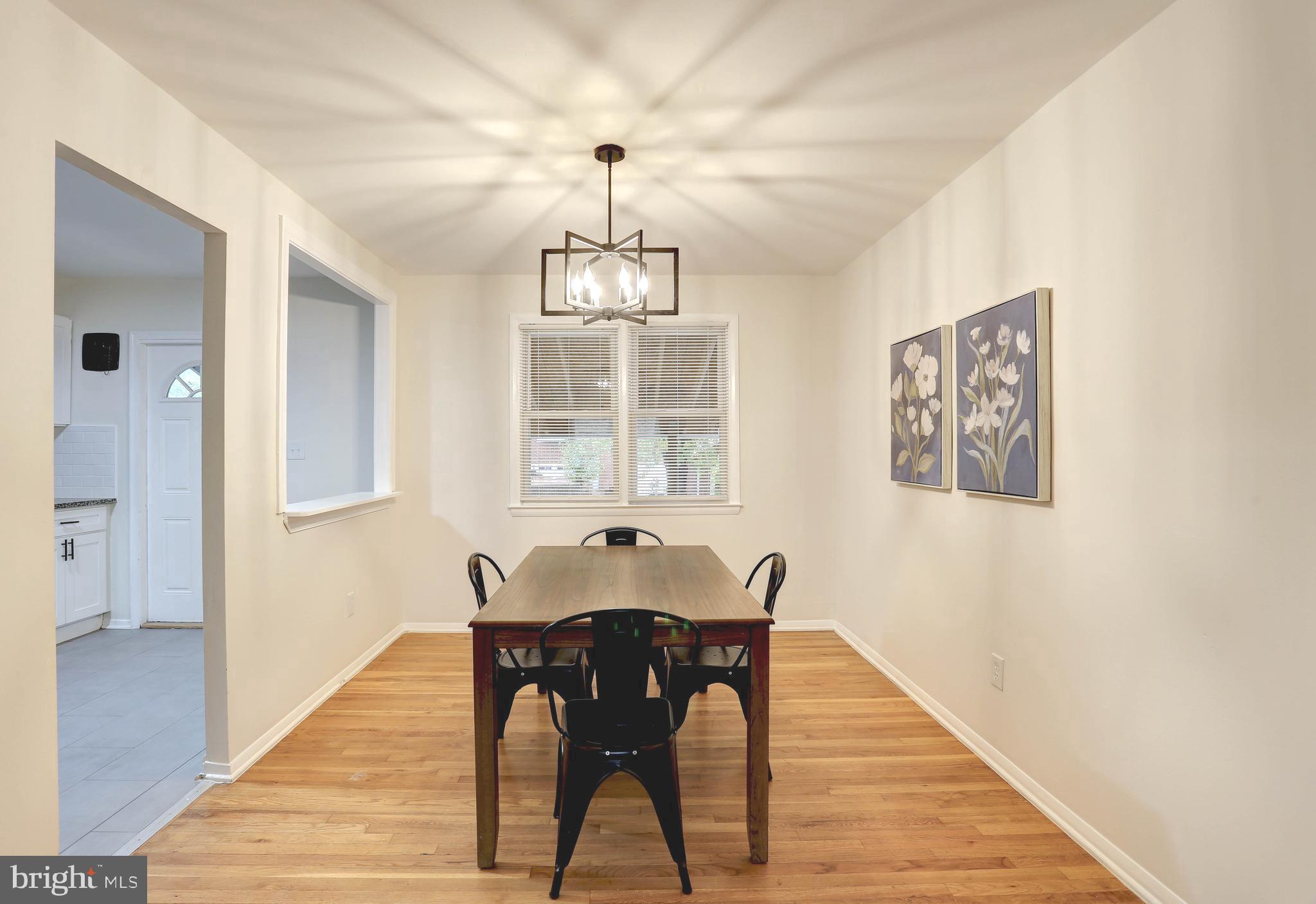 HOLLAND HILL - Residential