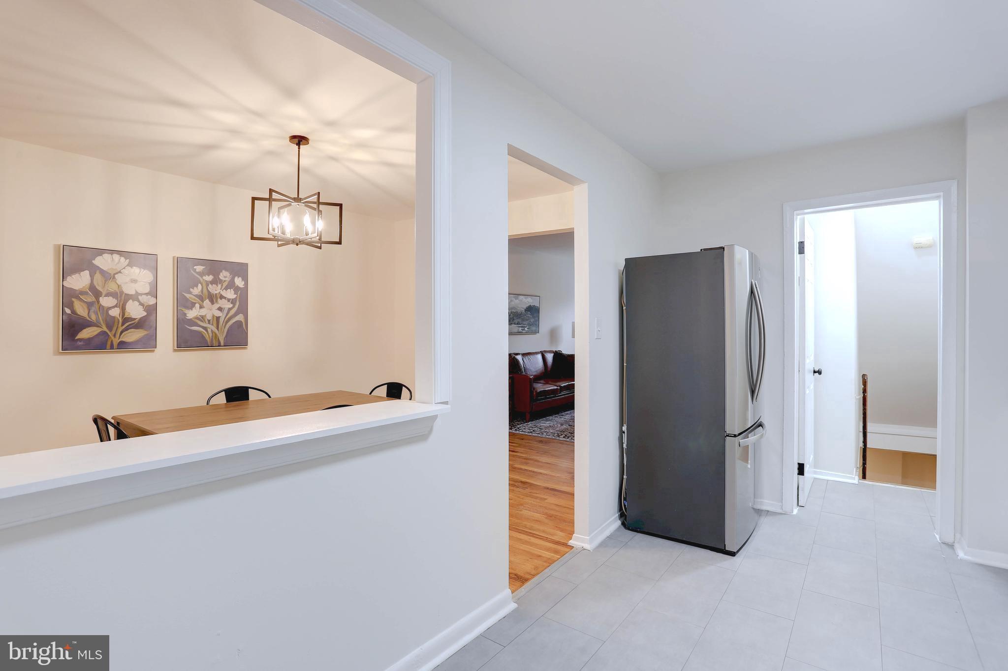 HOLLAND HILL - Residential