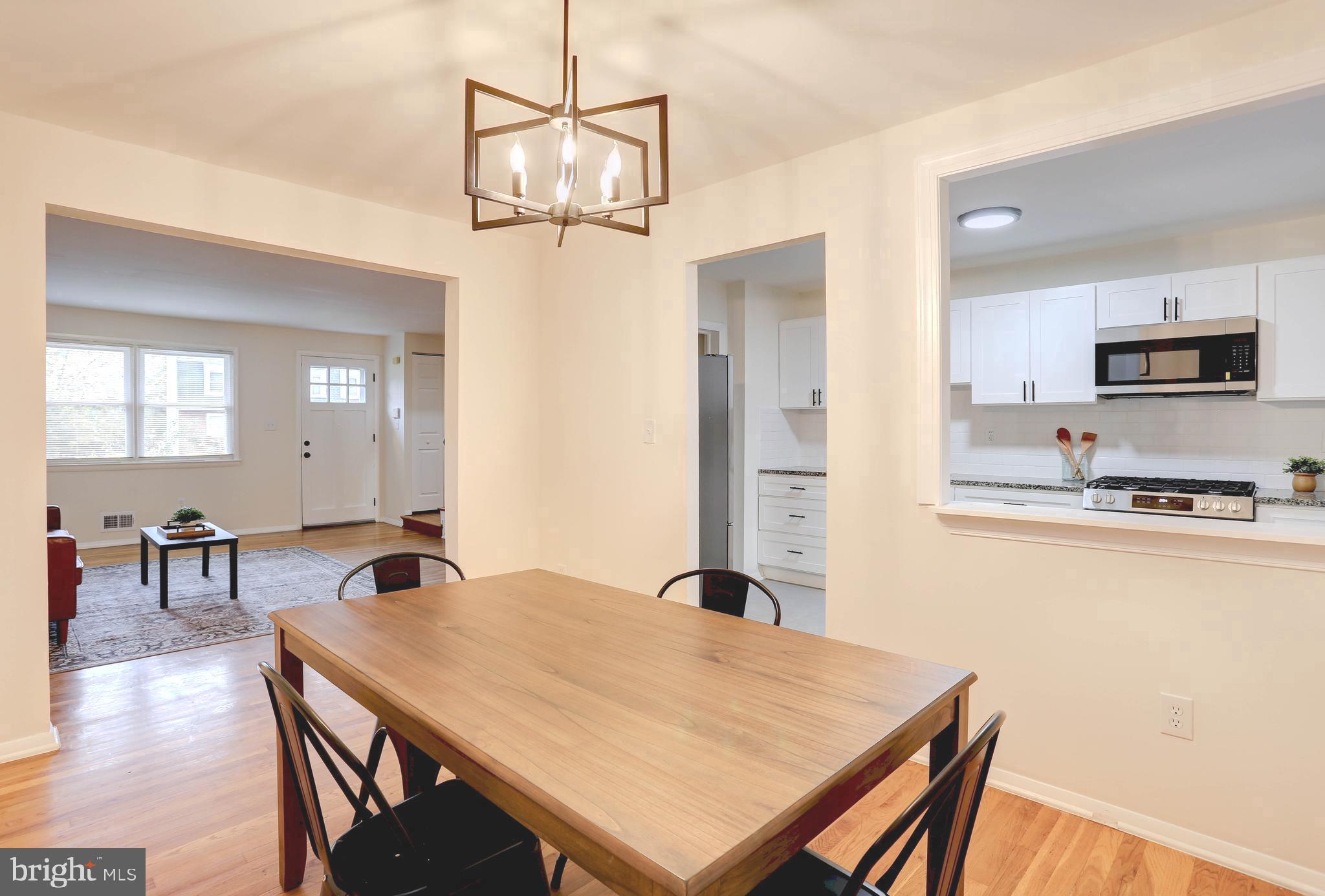 HOLLAND HILL - Residential