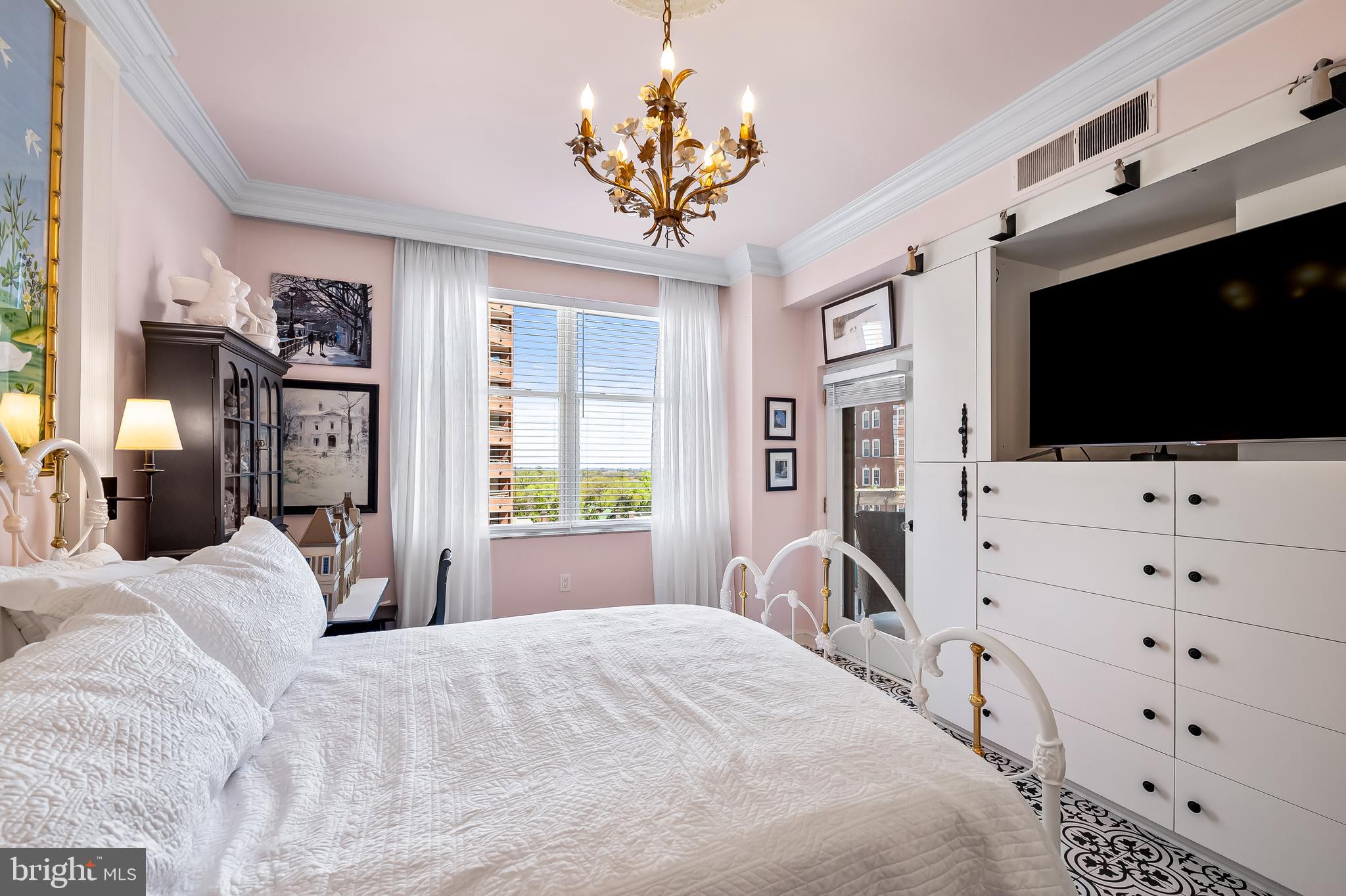 TUSCANY-CANTERBURY - Residential