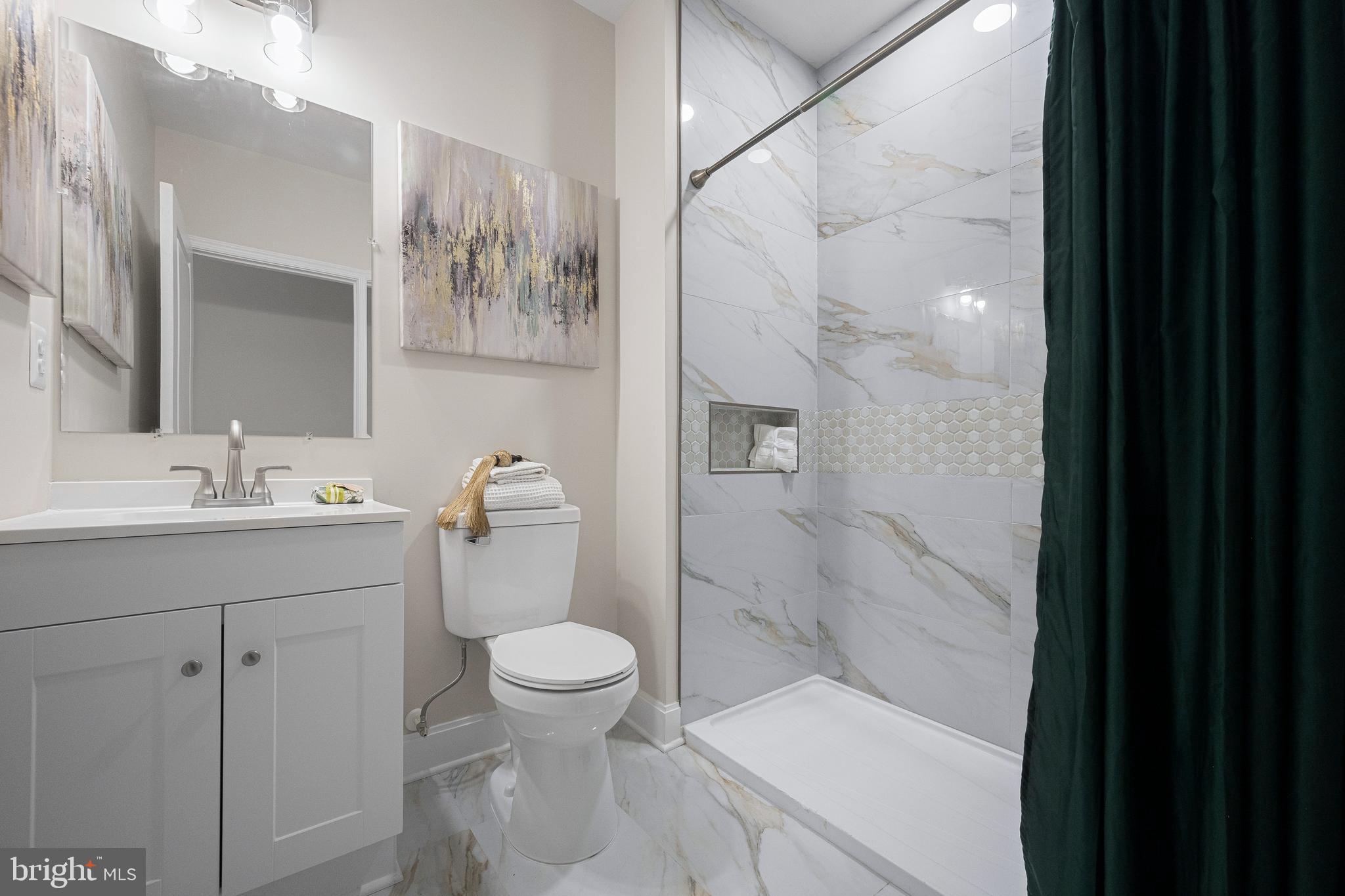 WESTPORT - Residential