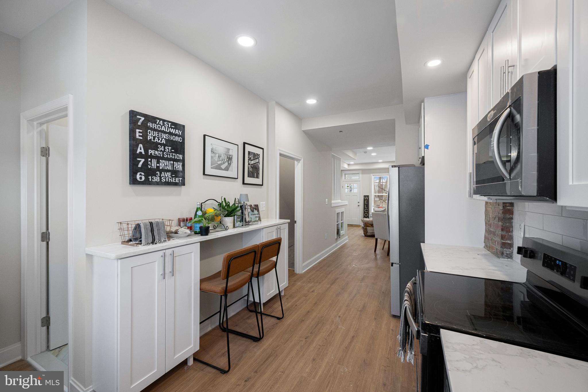 WESTPORT - Residential