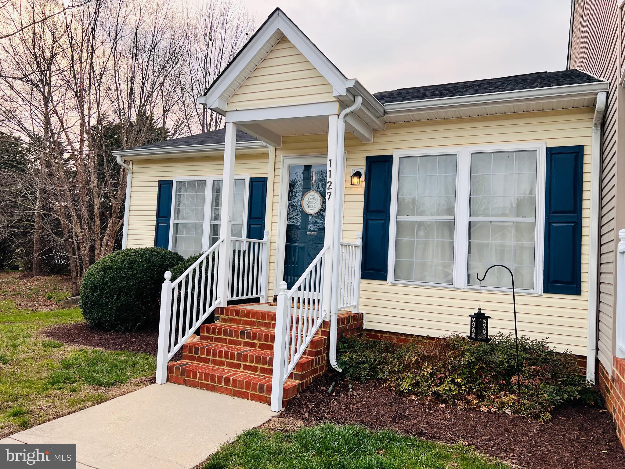 SETTLERS LANDING TOWNHOUSES - Residential