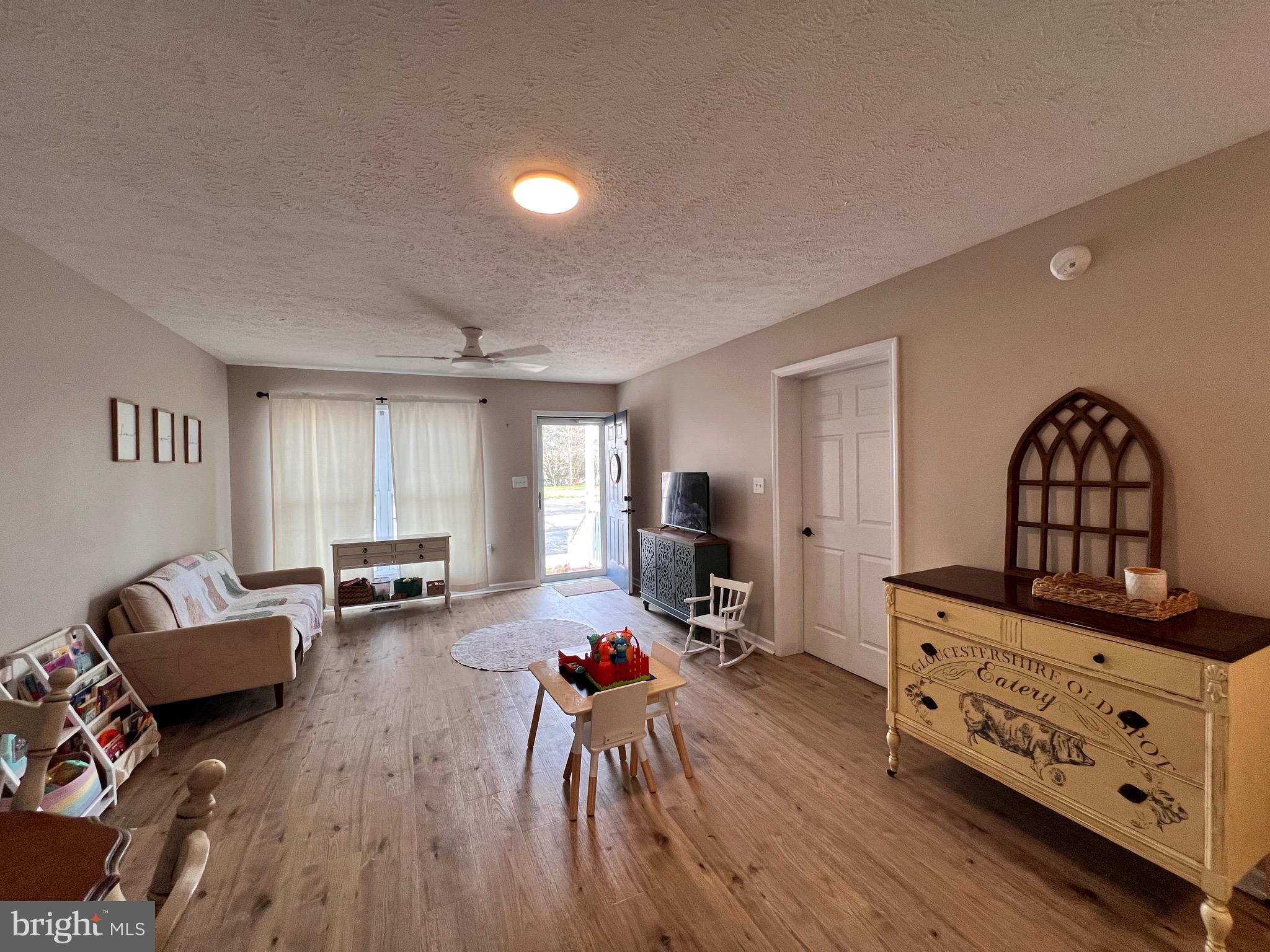 SETTLERS LANDING TOWNHOUSES - Residential