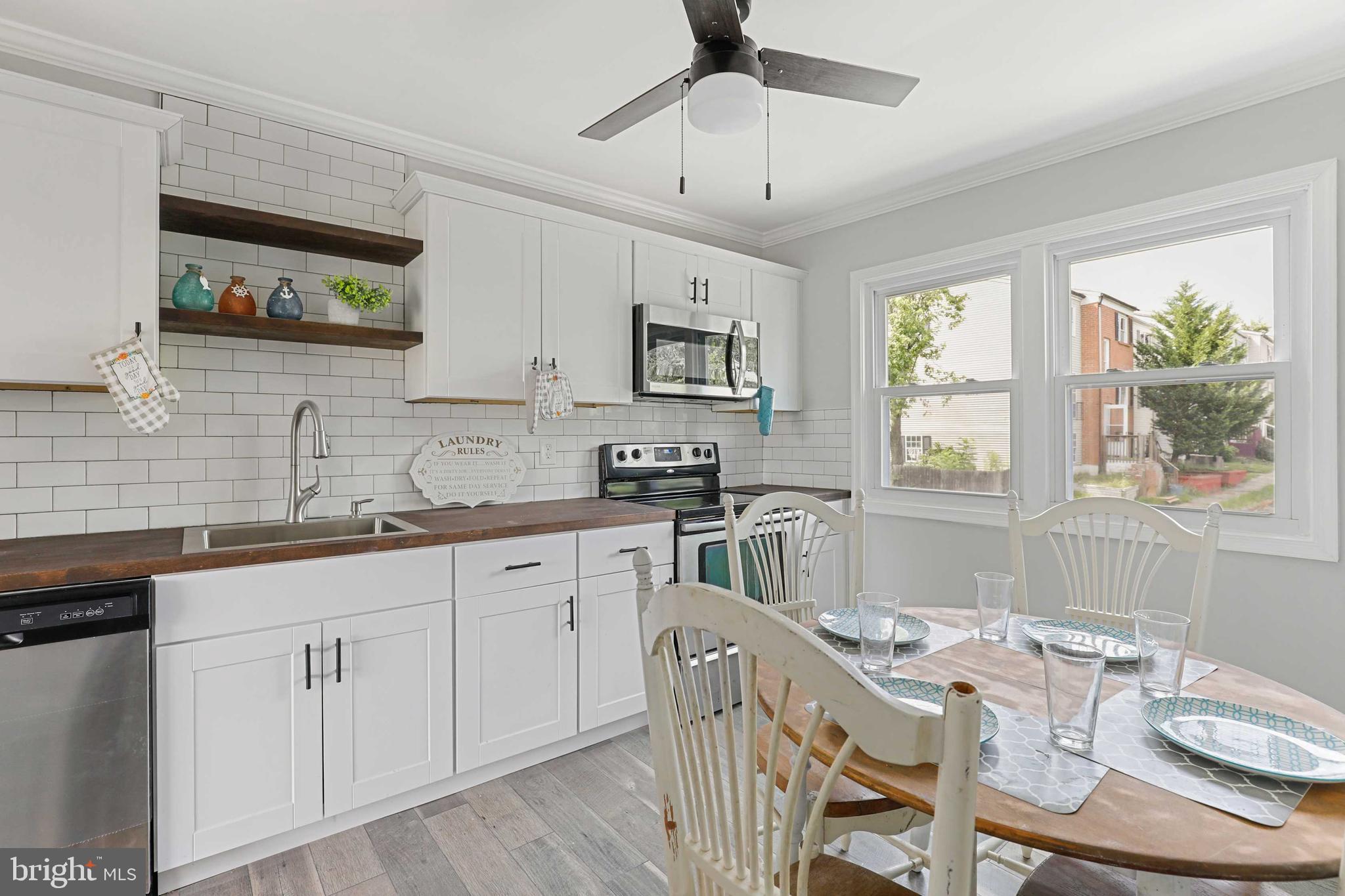 WATER GATE - Residential