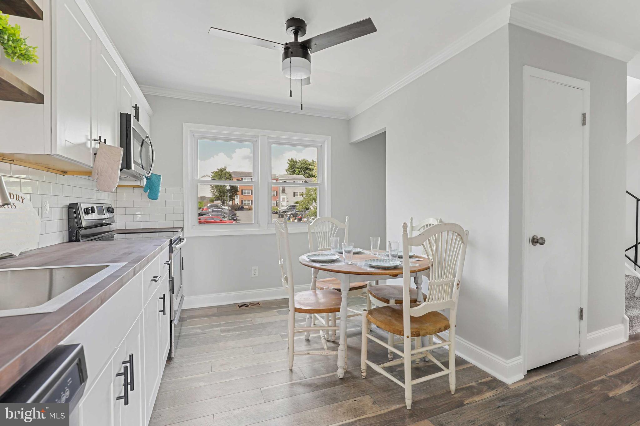 WATER GATE - Residential