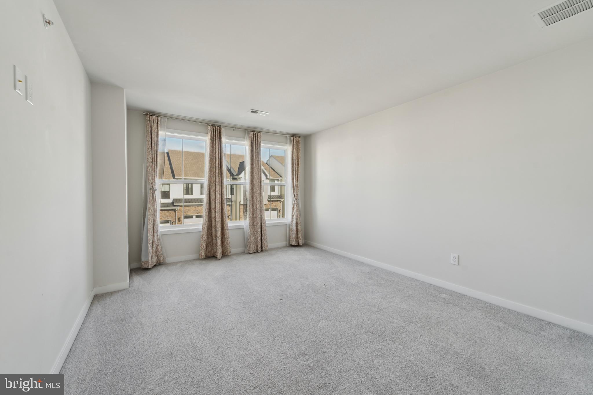 FRANKLIN STATION - Residential