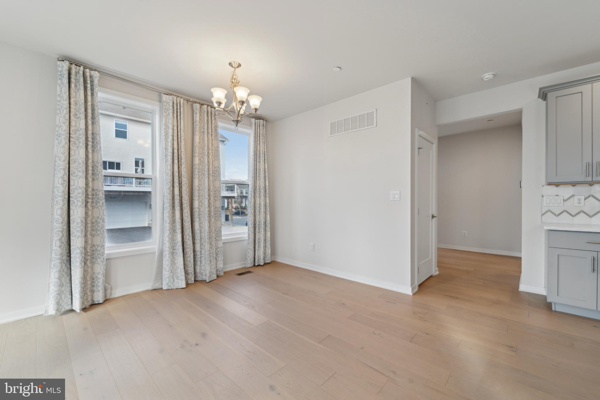 FRANKLIN STATION - Residential