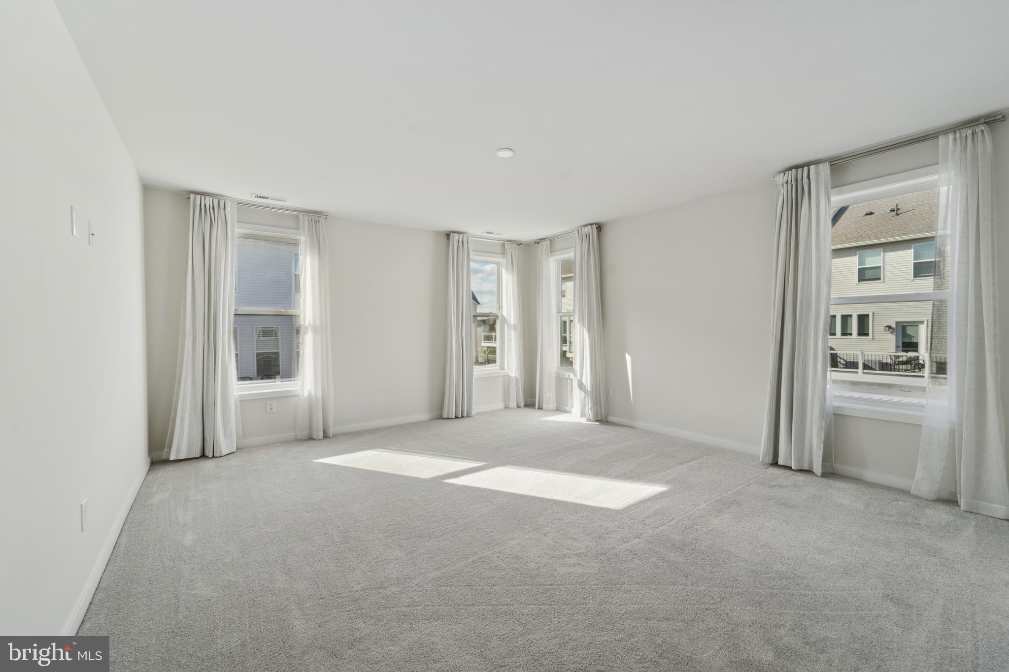 FRANKLIN STATION - Residential