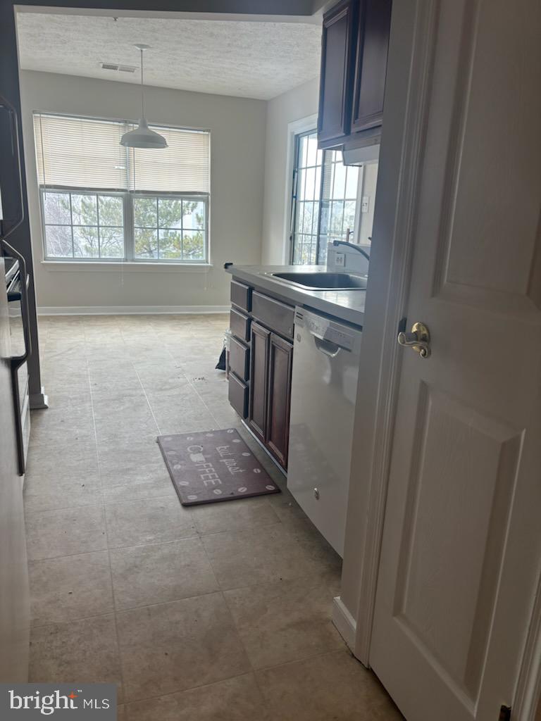 PINEY ORCHARD - Residential Lease