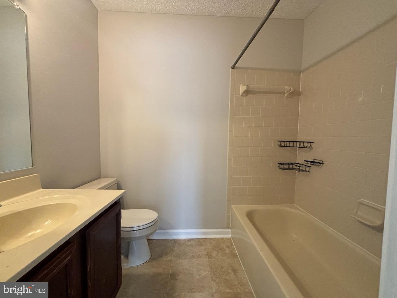 PINEY ORCHARD - Residential Lease