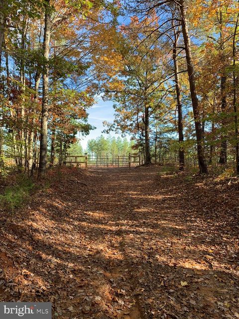 Vacant Land For Sale - Wildway & Watt Abbitt Rd (tract: Burruss & Carter)<br/> APPOMATTOX, VA 24522