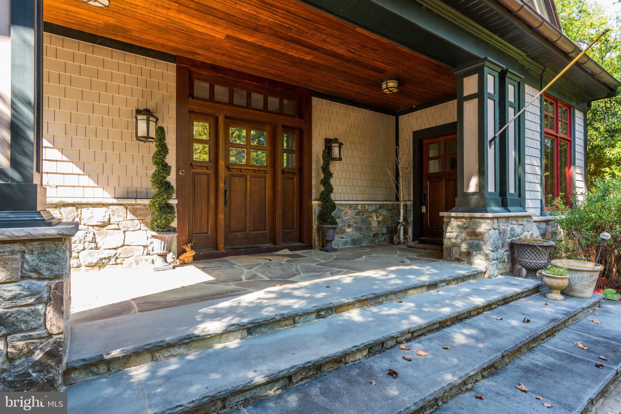 EDGEWATER BEACH - Residential Lease