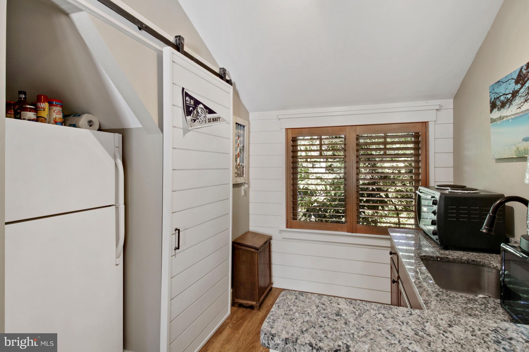 EDGEWATER BEACH - Residential Lease