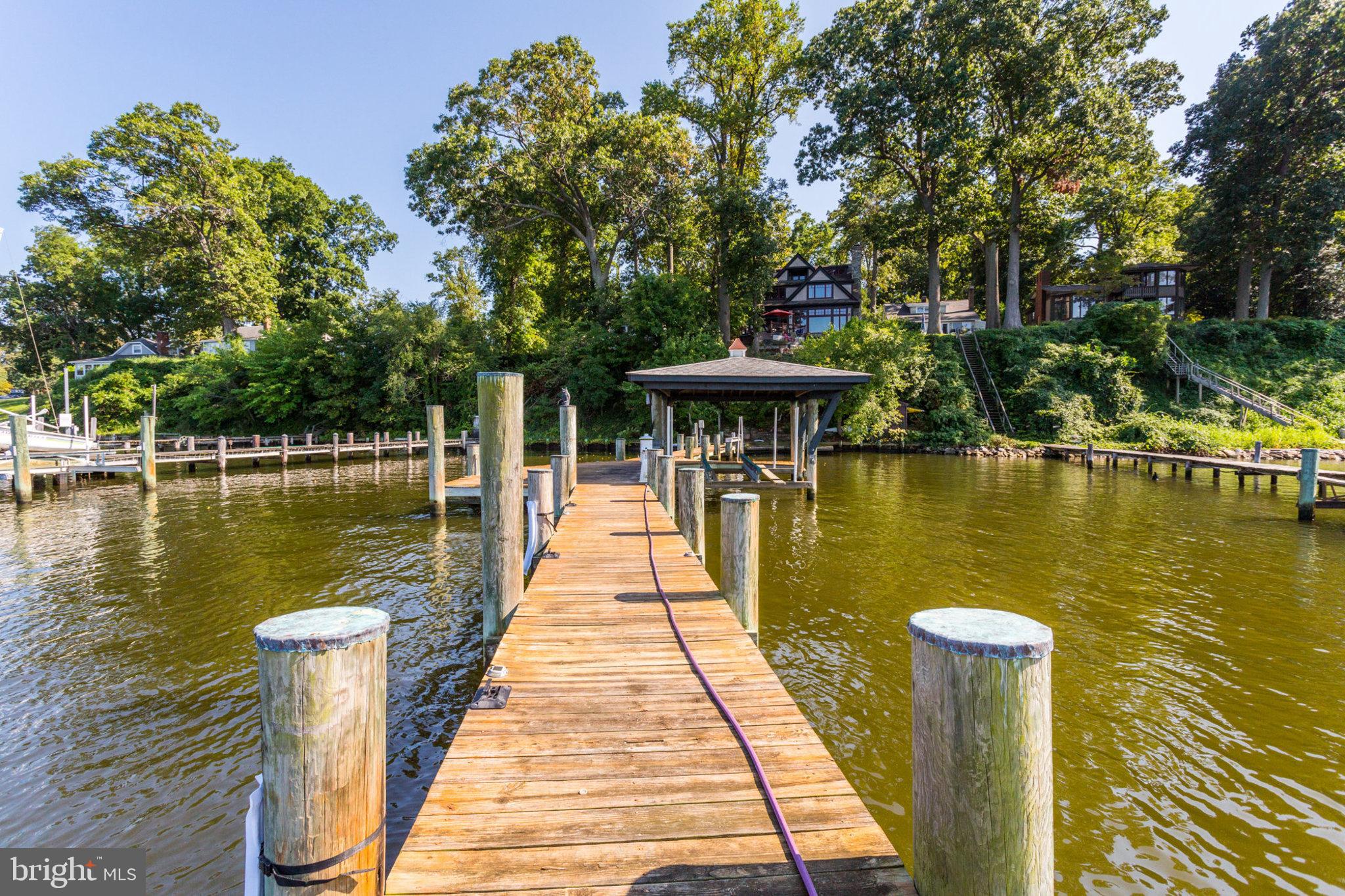 EDGEWATER BEACH - Residential Lease