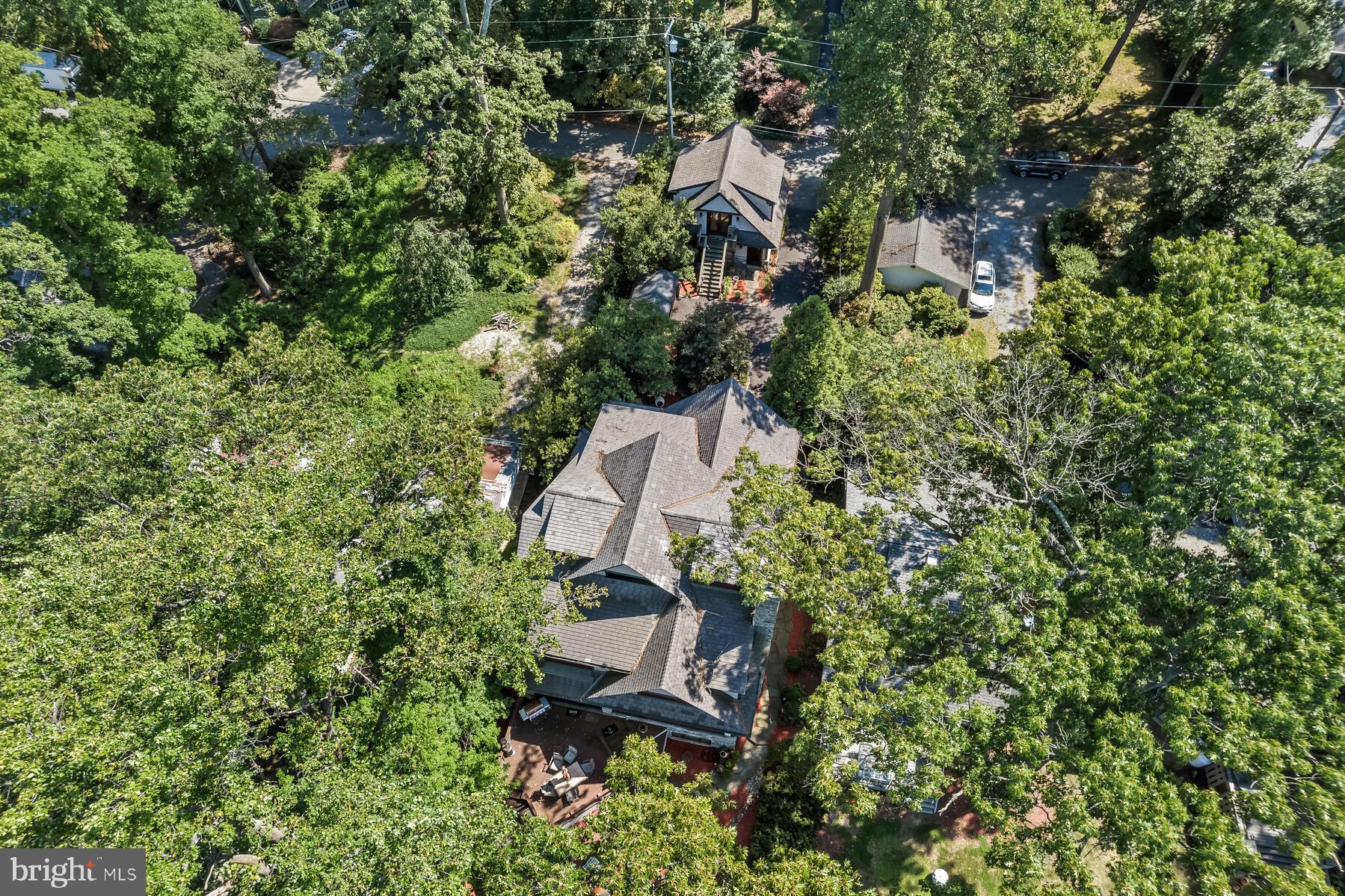 EDGEWATER BEACH - Residential Lease