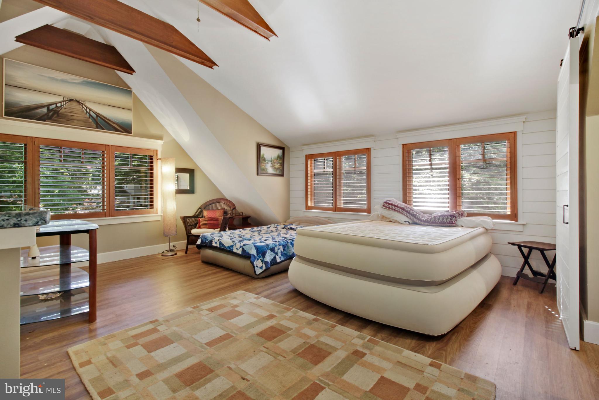 EDGEWATER BEACH - Residential Lease