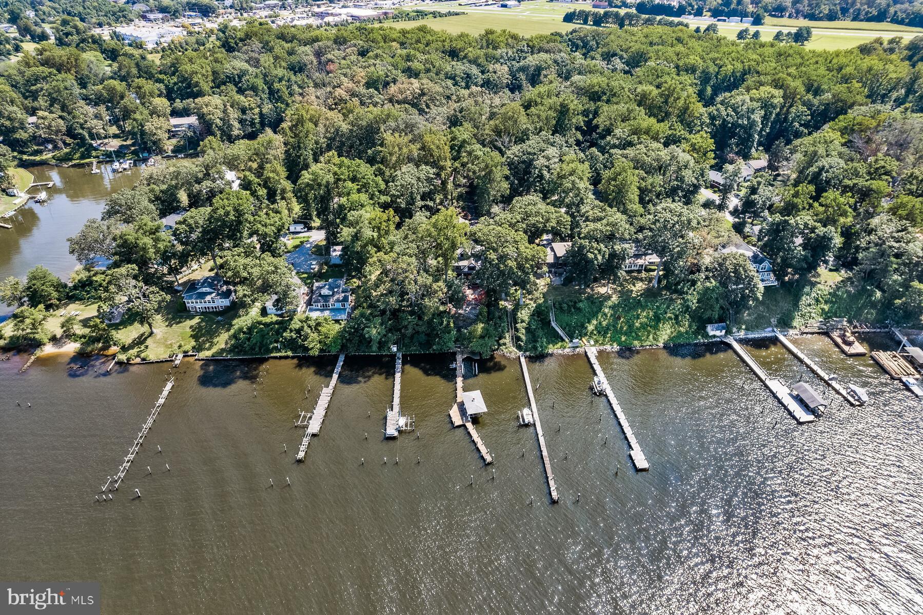 EDGEWATER BEACH - Residential Lease