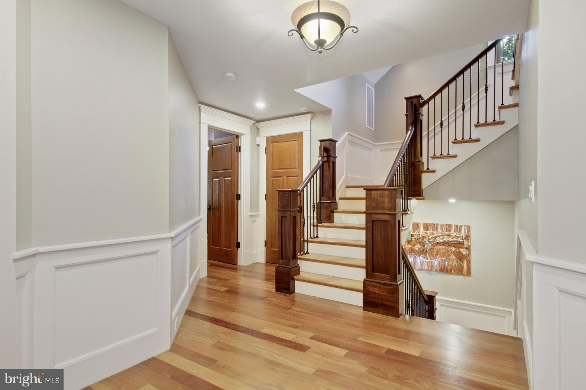 EDGEWATER BEACH - Residential Lease