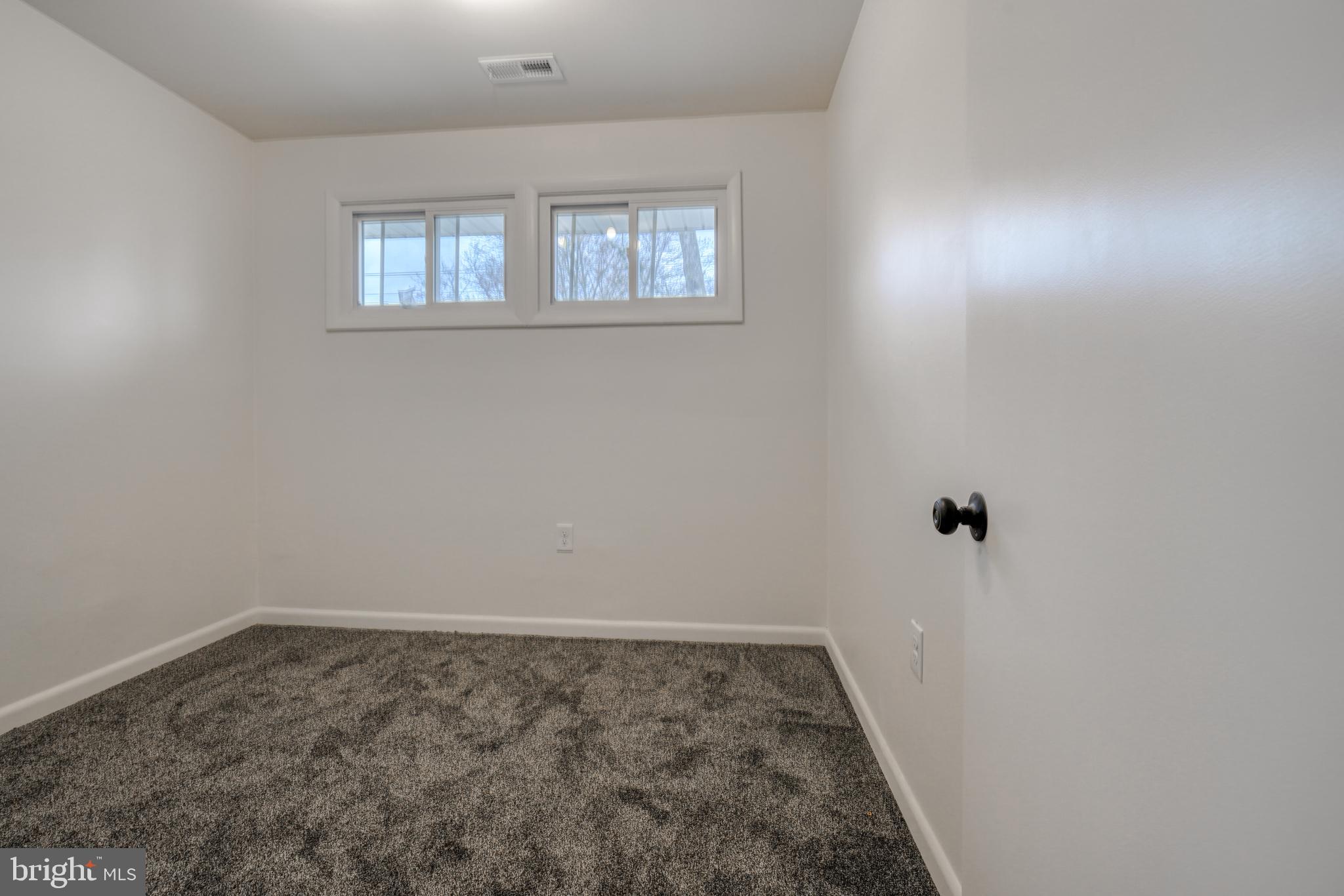 TOLLGATE - Residential