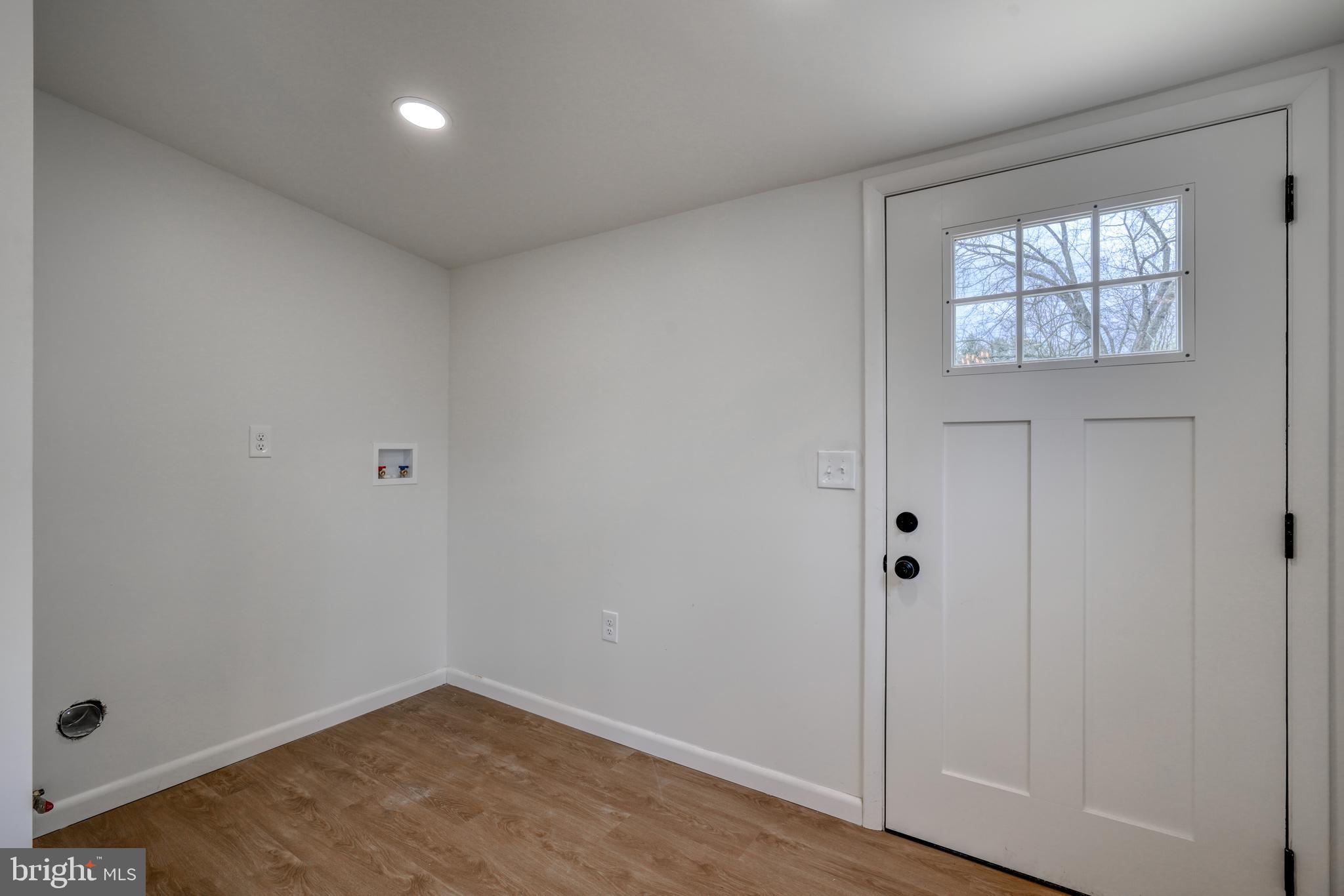 TOLLGATE - Residential