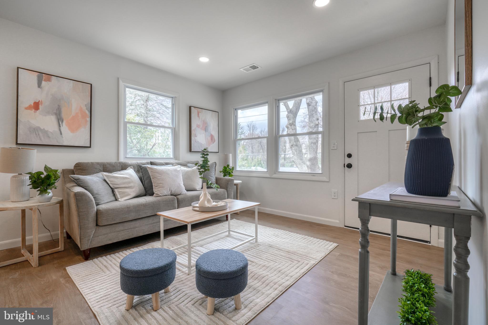 TOLLGATE - Residential