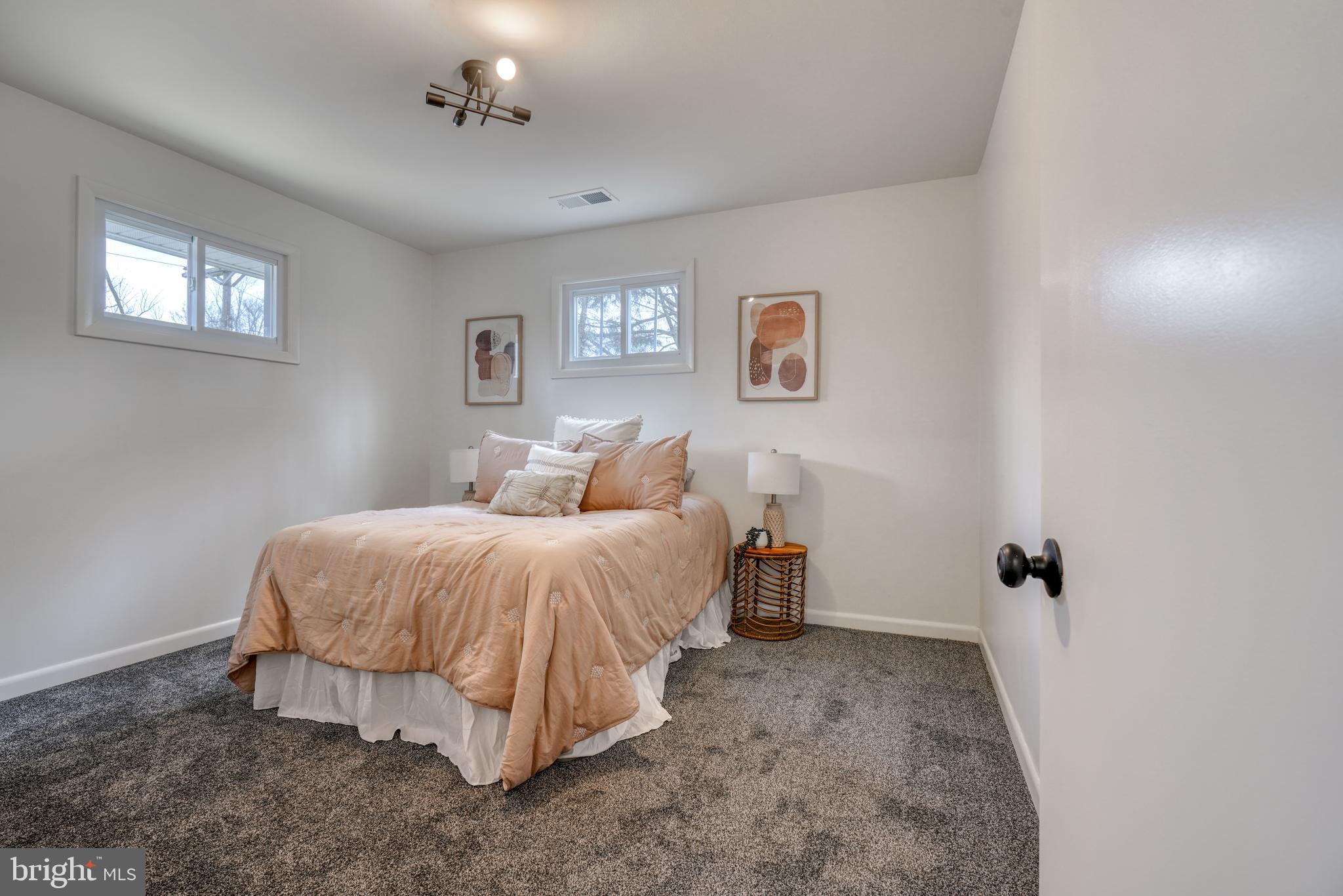 TOLLGATE - Residential