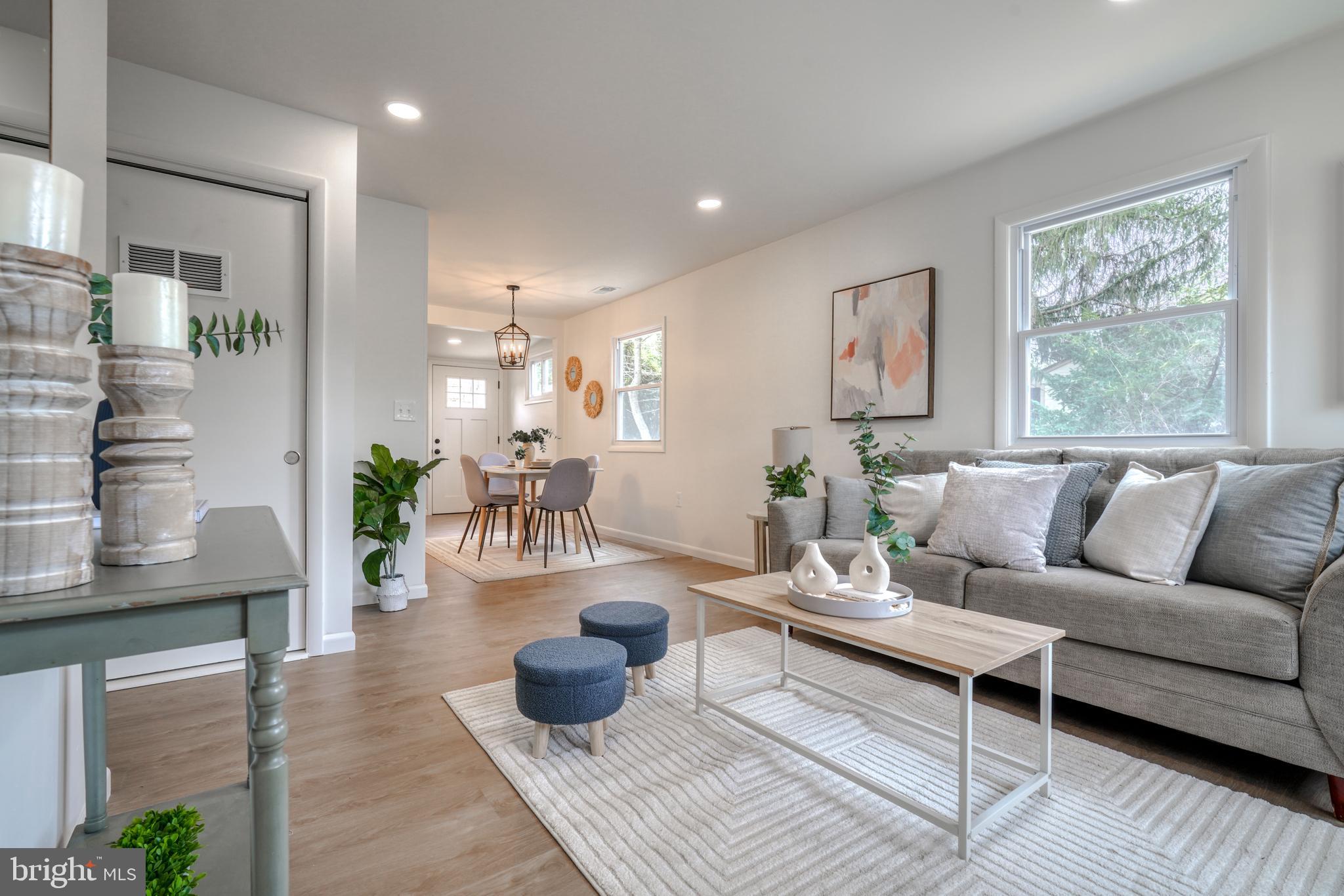 TOLLGATE - Residential