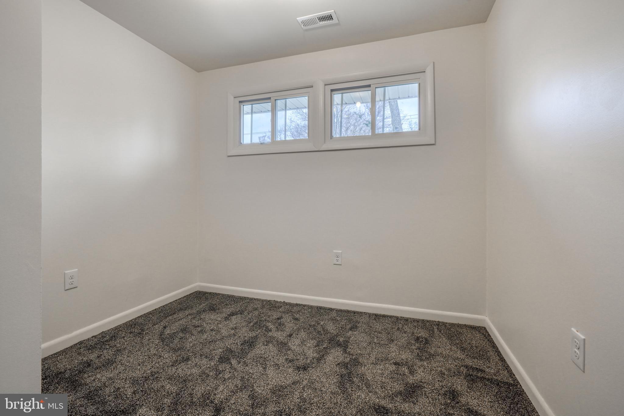 TOLLGATE - Residential