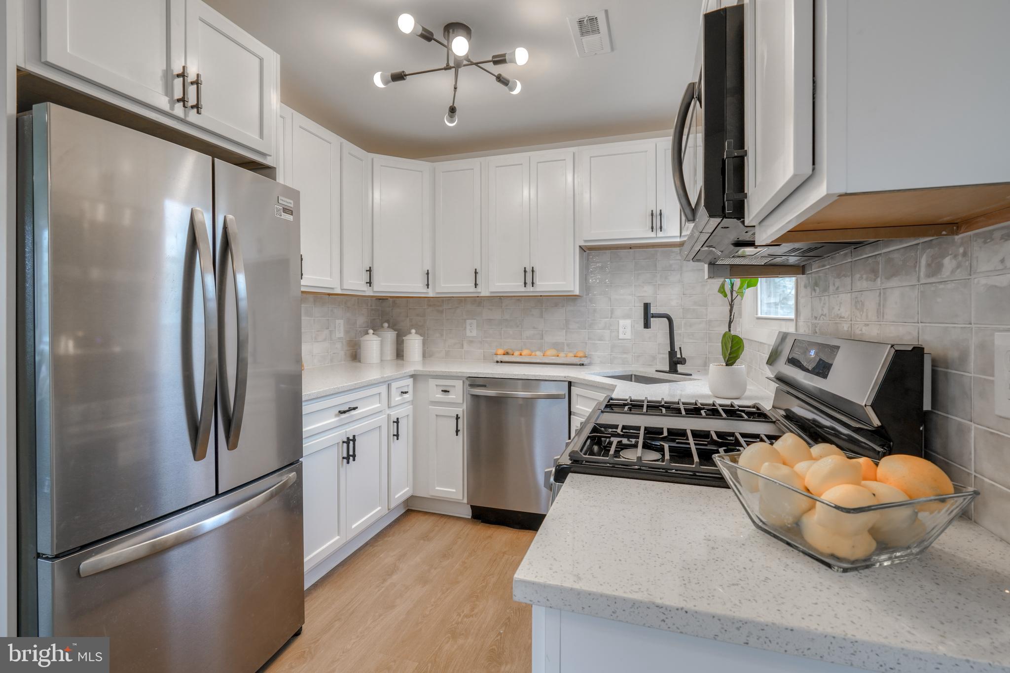 TOLLGATE - Residential