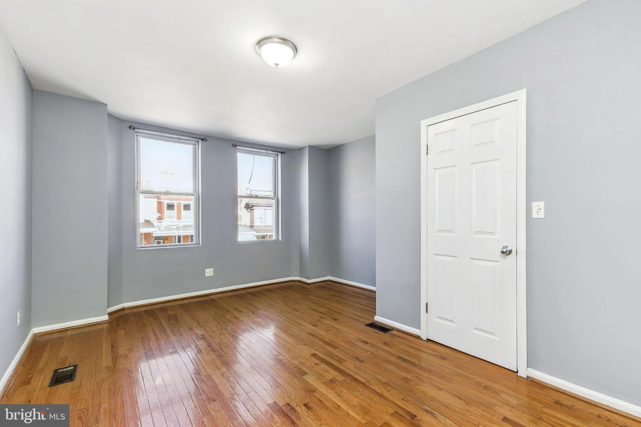 Baltimore, Maryland 21218, United States, 4 Bedrooms Bedrooms, ,2 BathroomsBathrooms,Residential,Active,230375