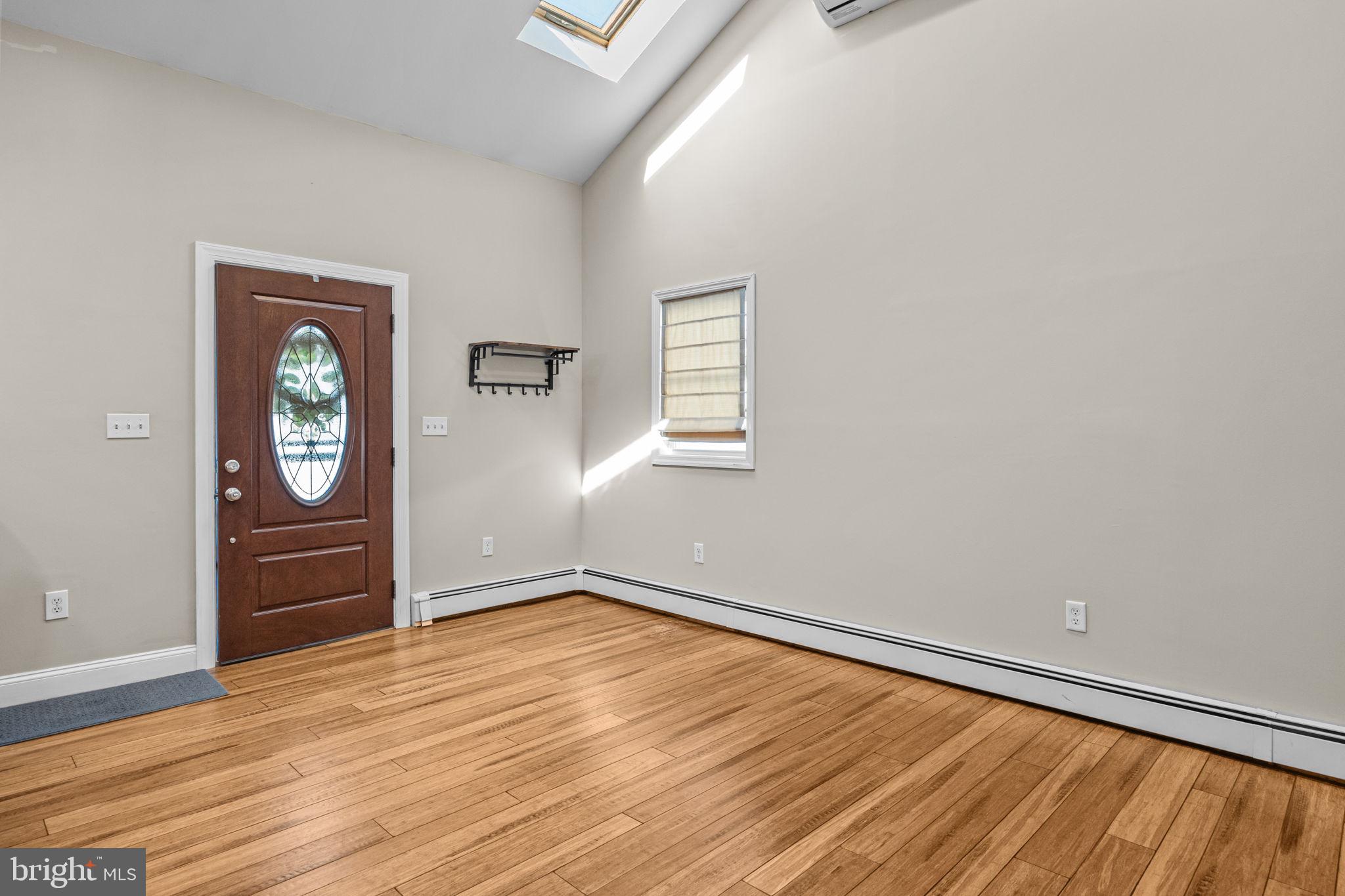 RED CEDAR HILL - Residential Lease