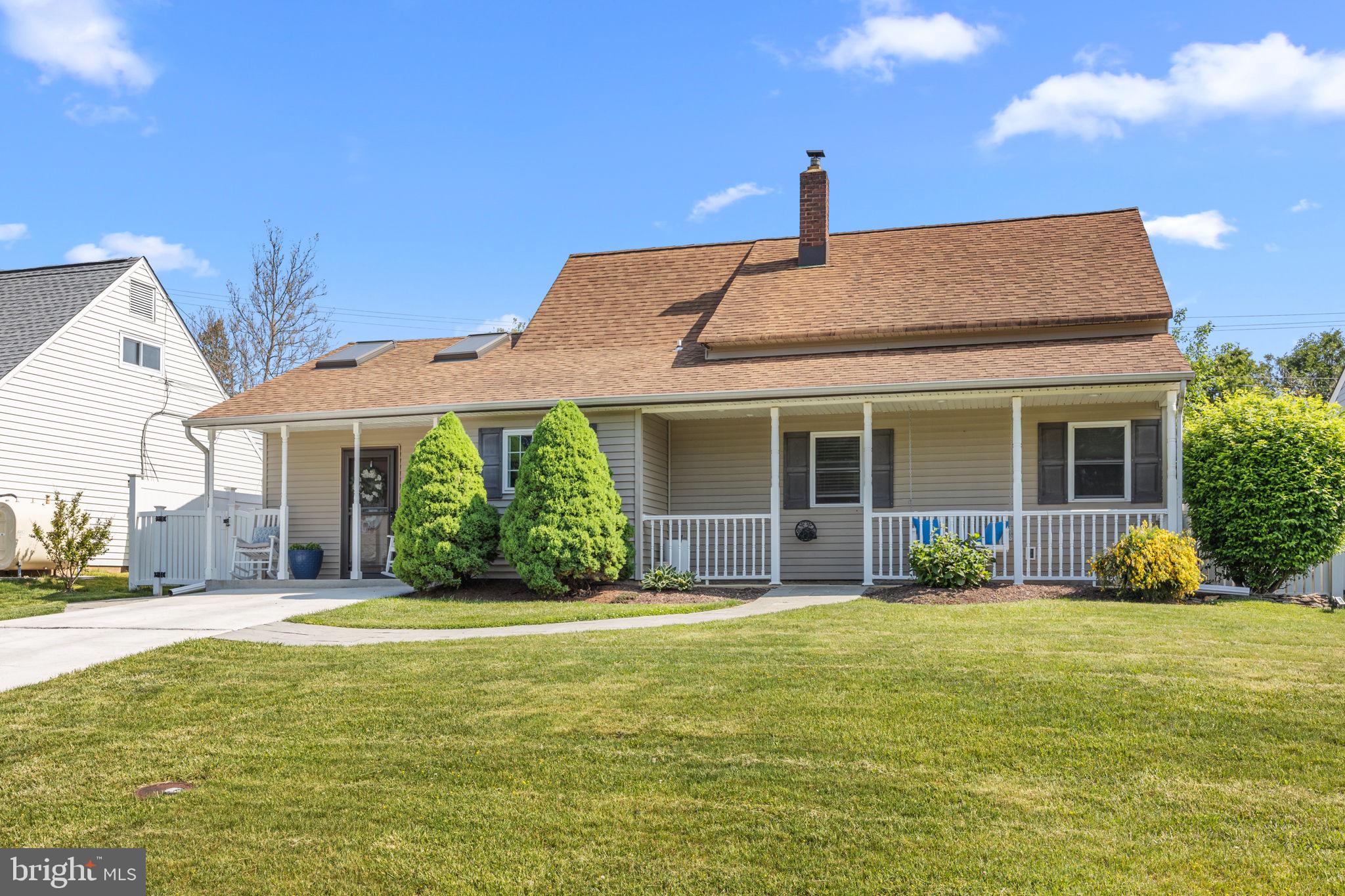 RED CEDAR HILL - Residential Lease