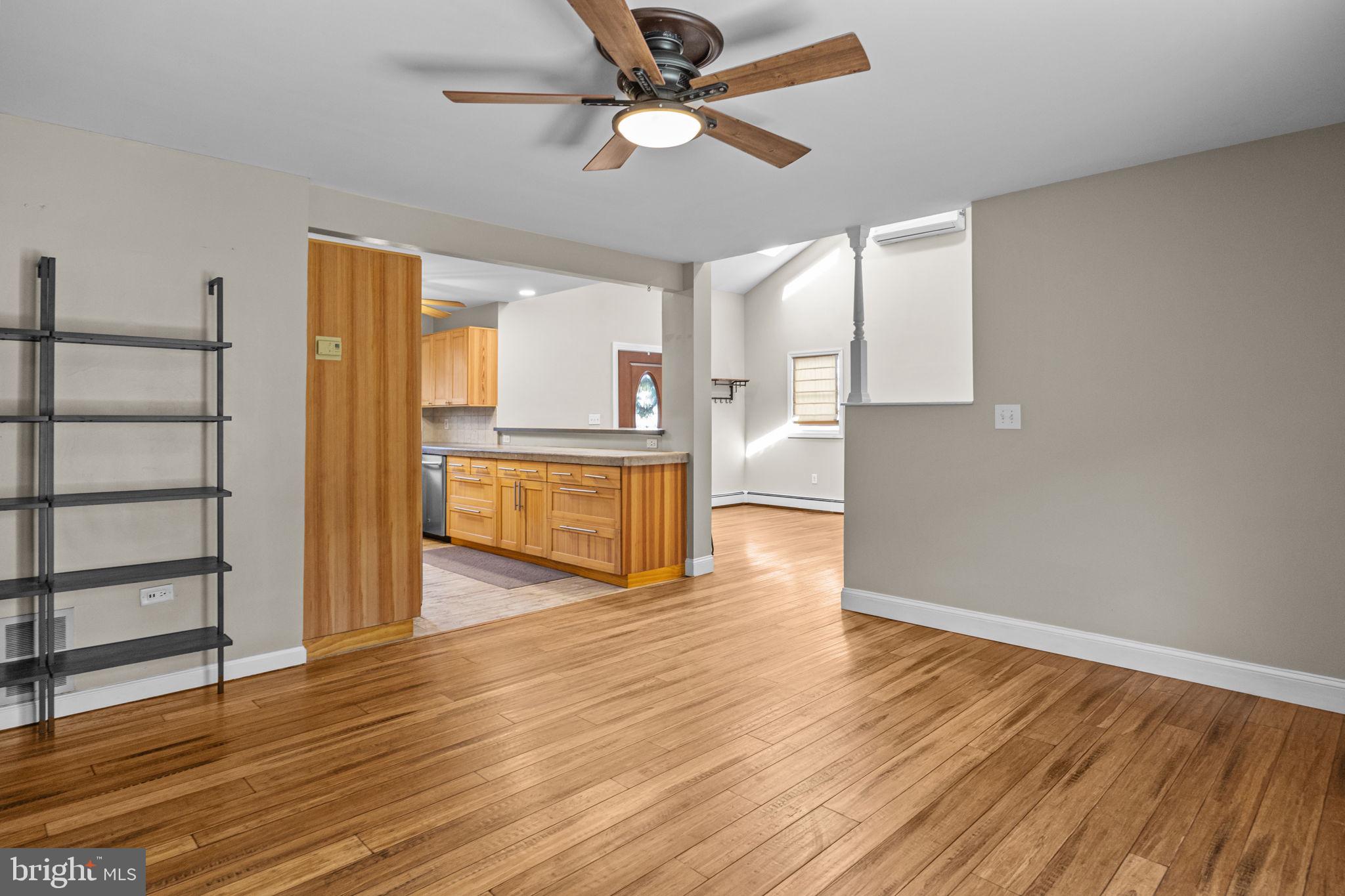 RED CEDAR HILL - Residential Lease