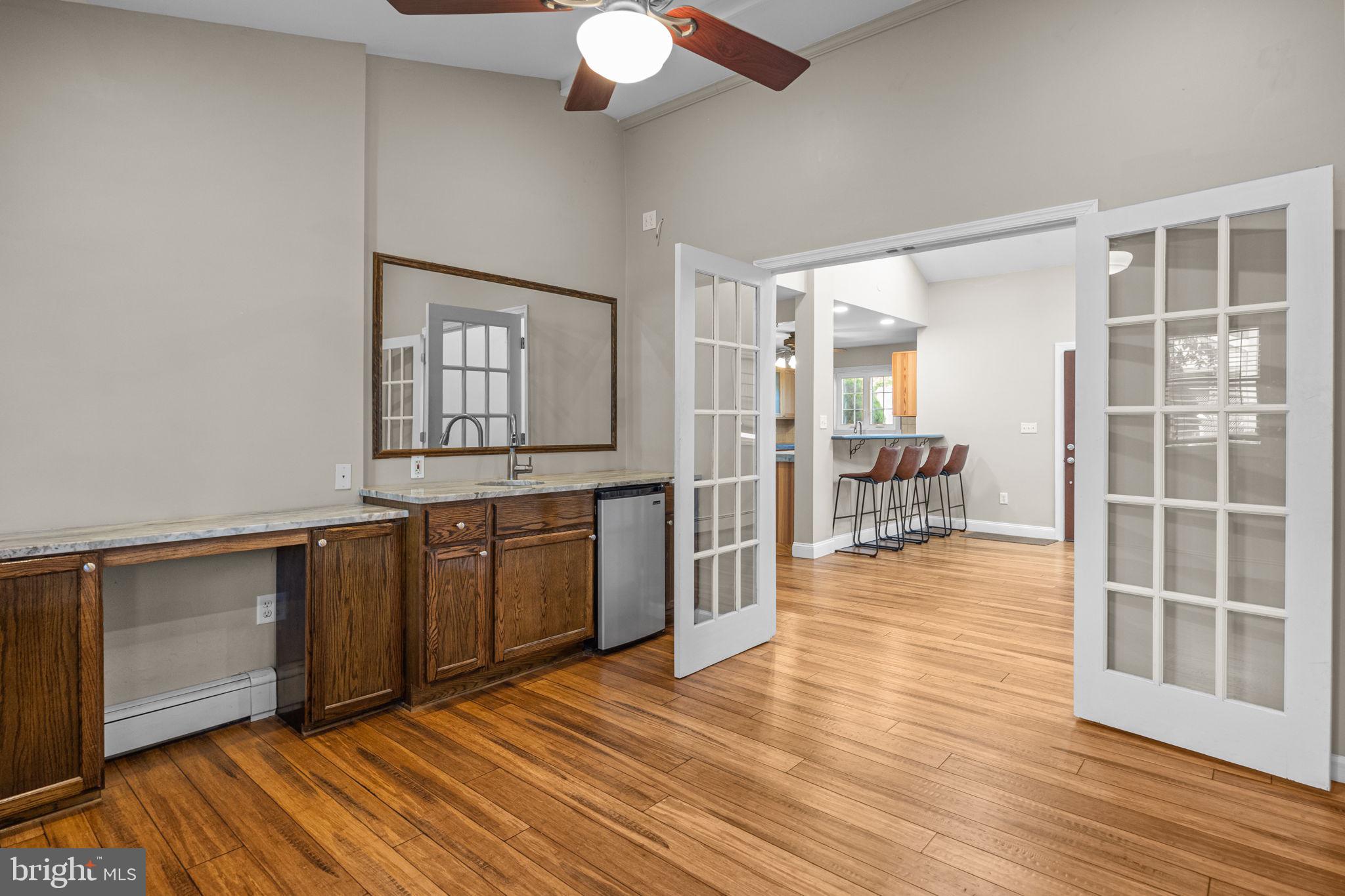 RED CEDAR HILL - Residential Lease