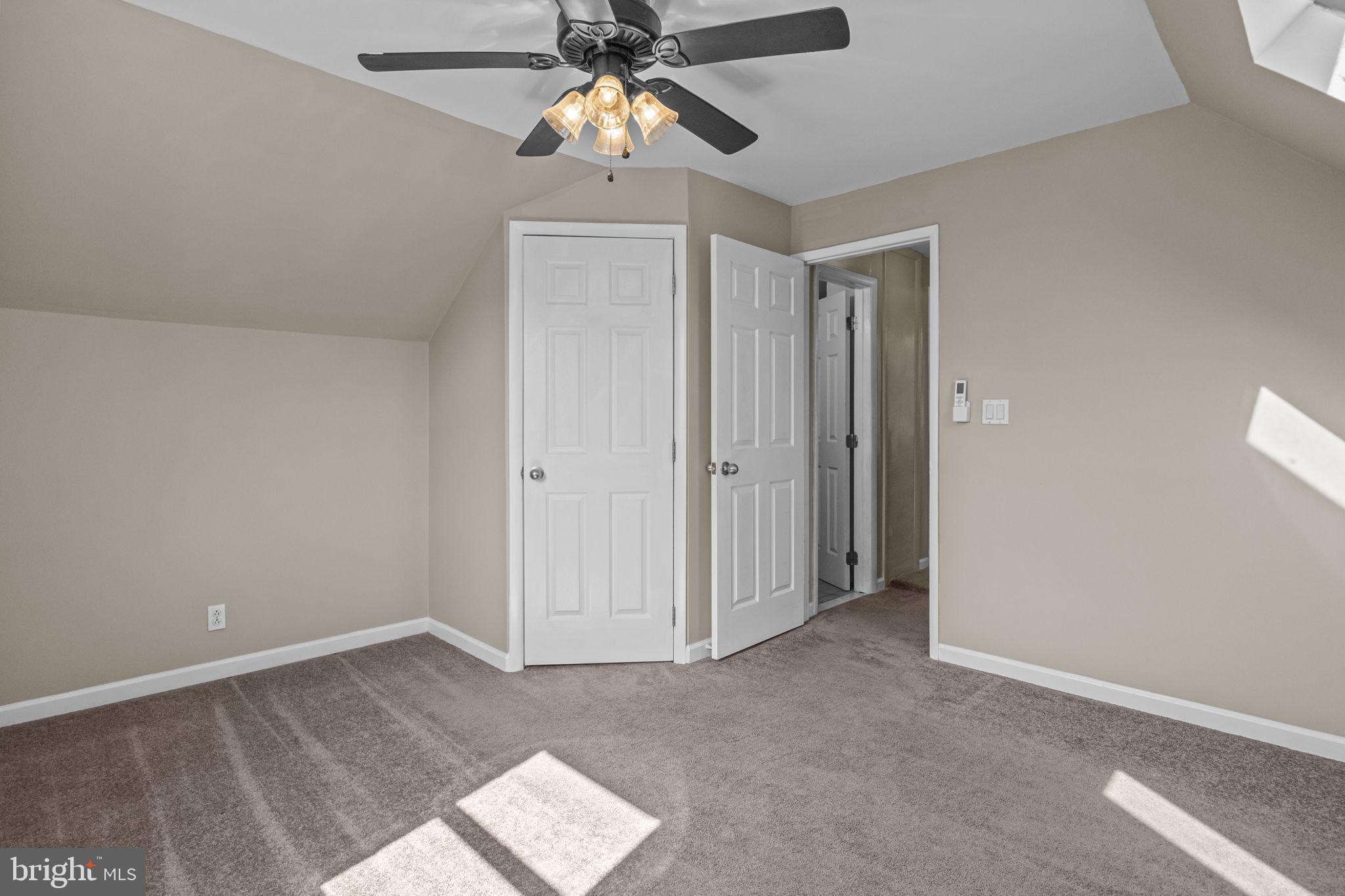 RED CEDAR HILL - Residential Lease